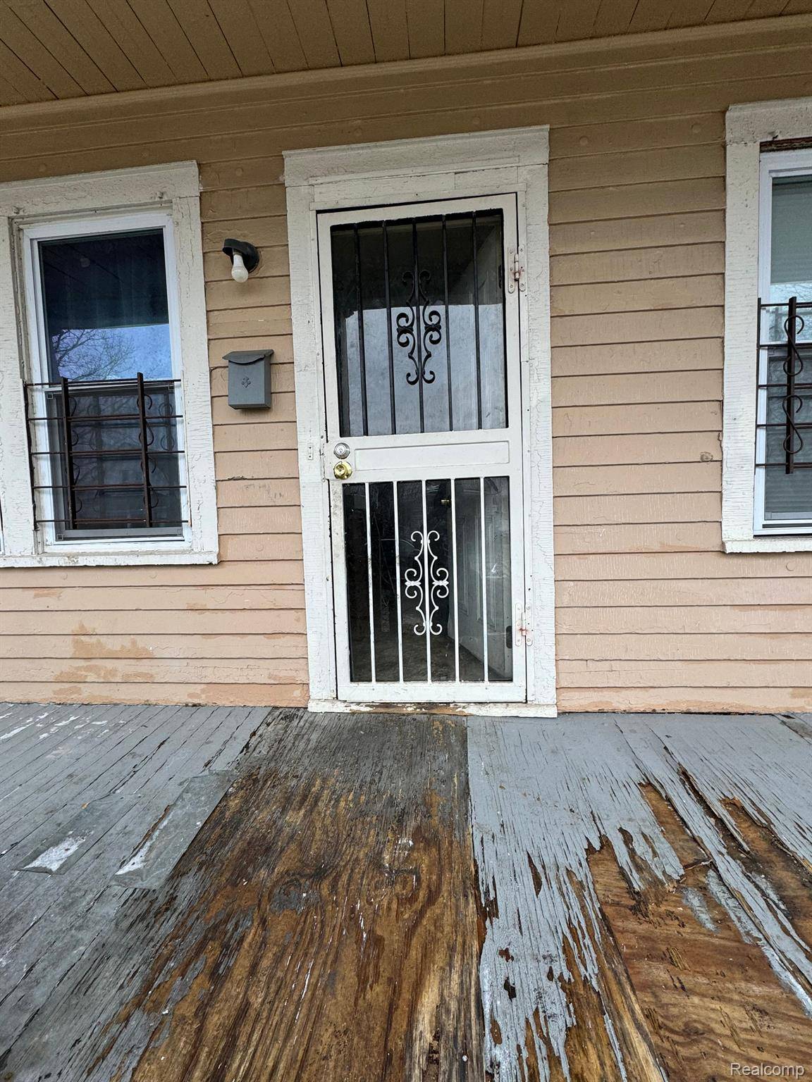 Detroit, MI 48204,9986 QUINCY ST