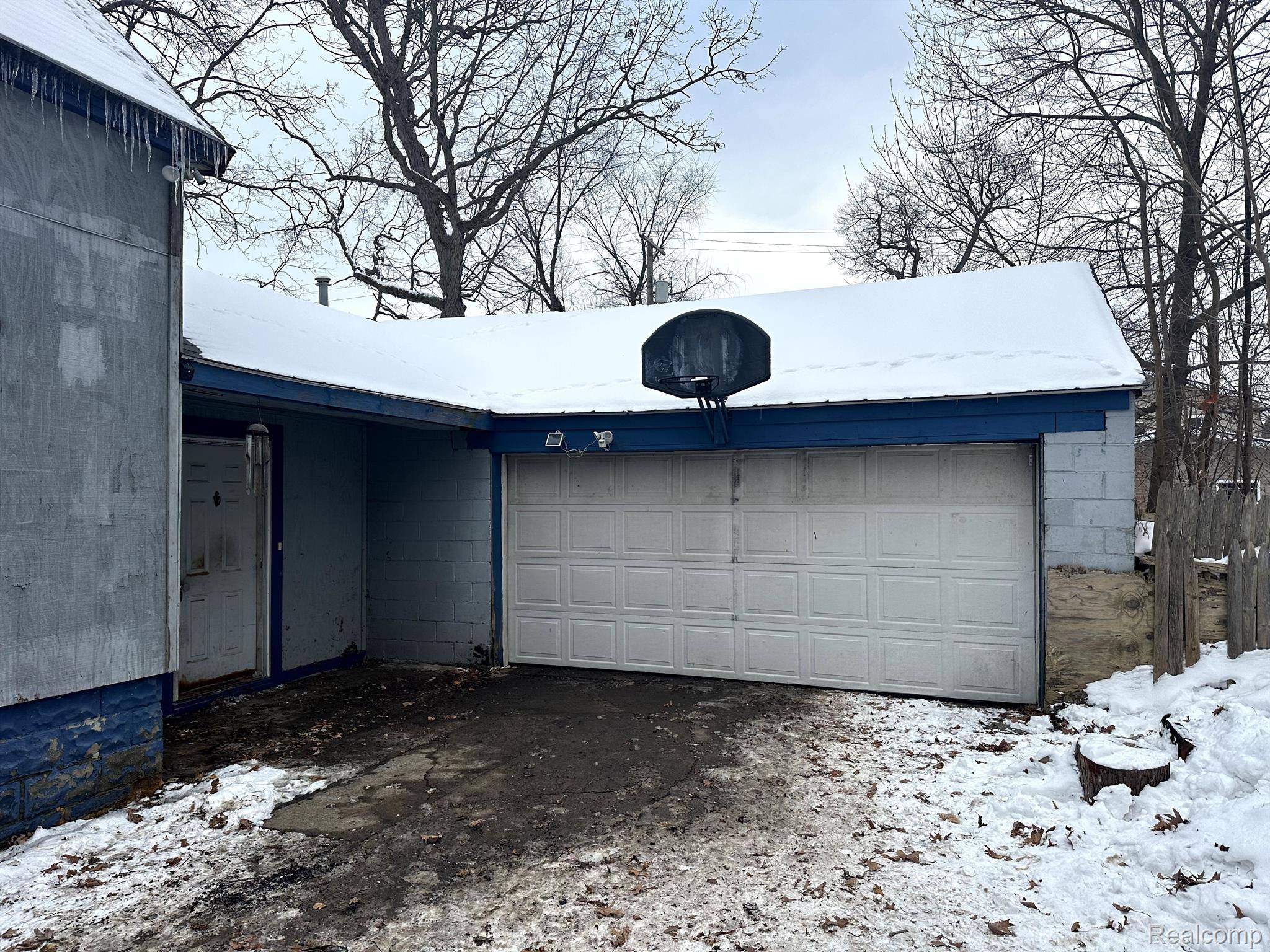 Waterford, MI 48327,6837 HATCHERY RD