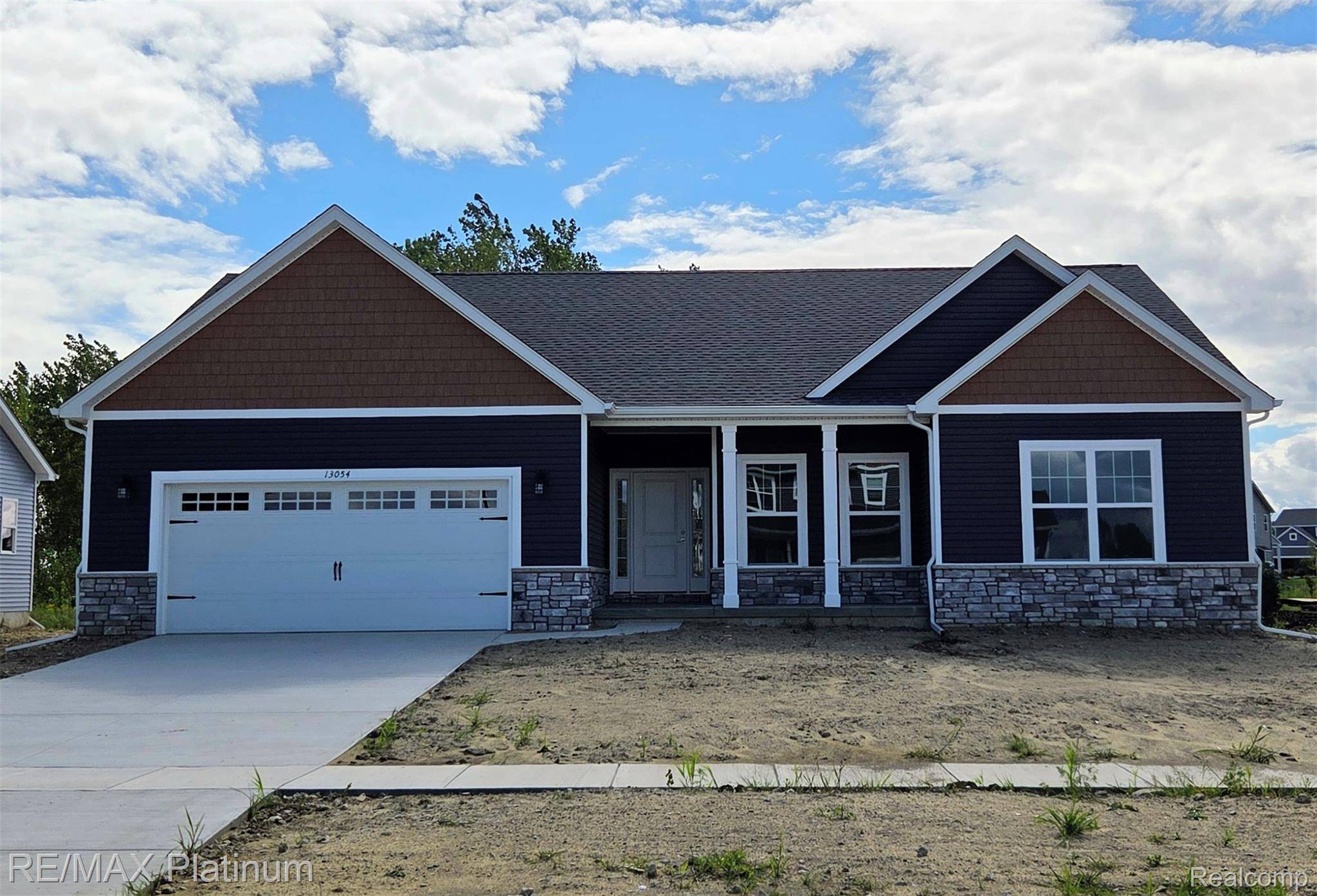 Linden, MI 48451,13054 RIVER ROCK PASS