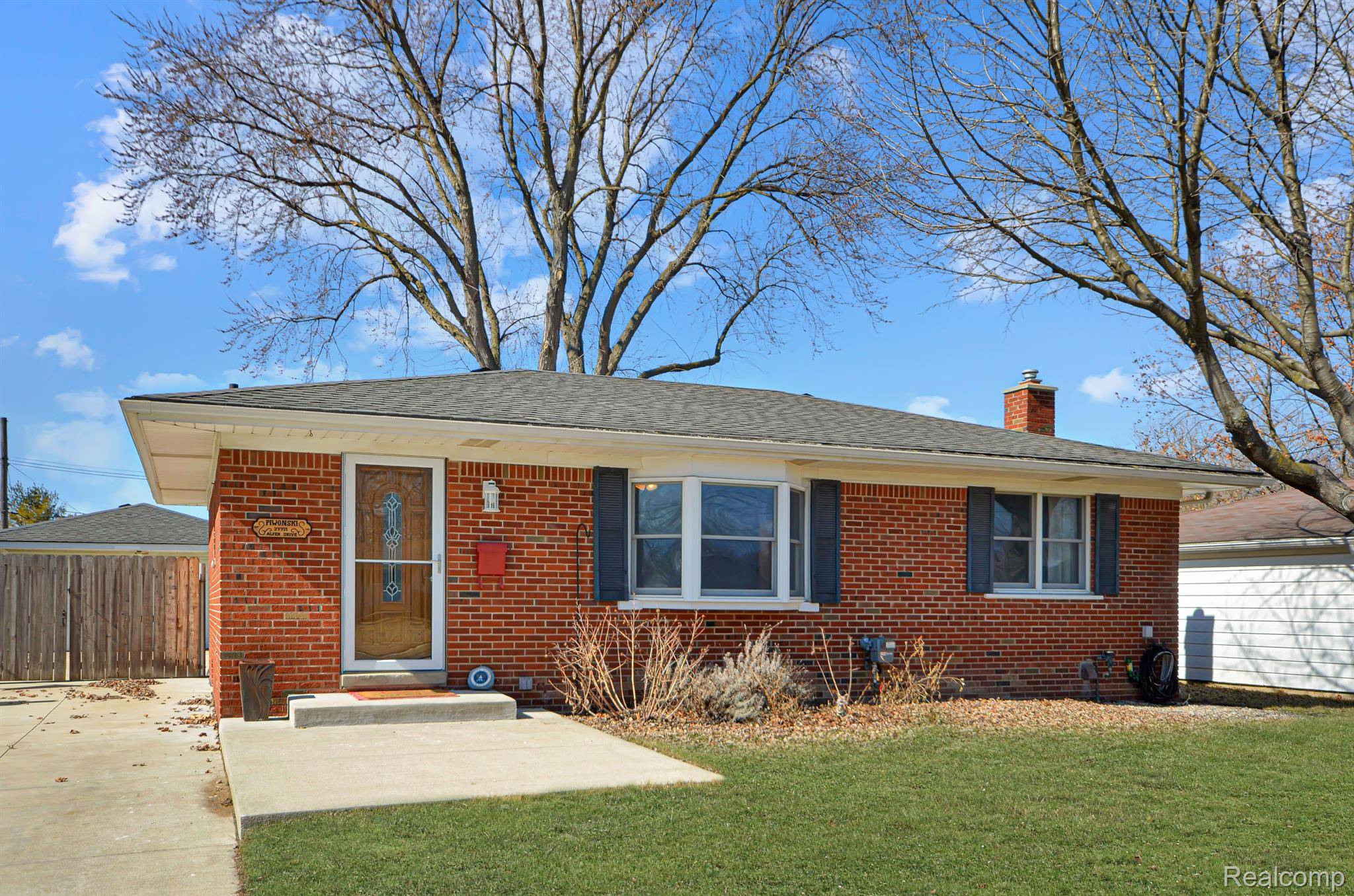 Sterling Heights, MI 48312,37715 Alper DR