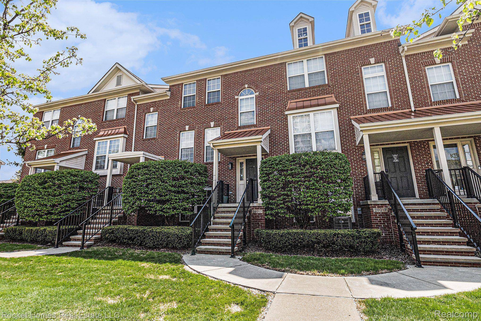 Southfield, MI 48075,20213 BOARDWALK BLVD