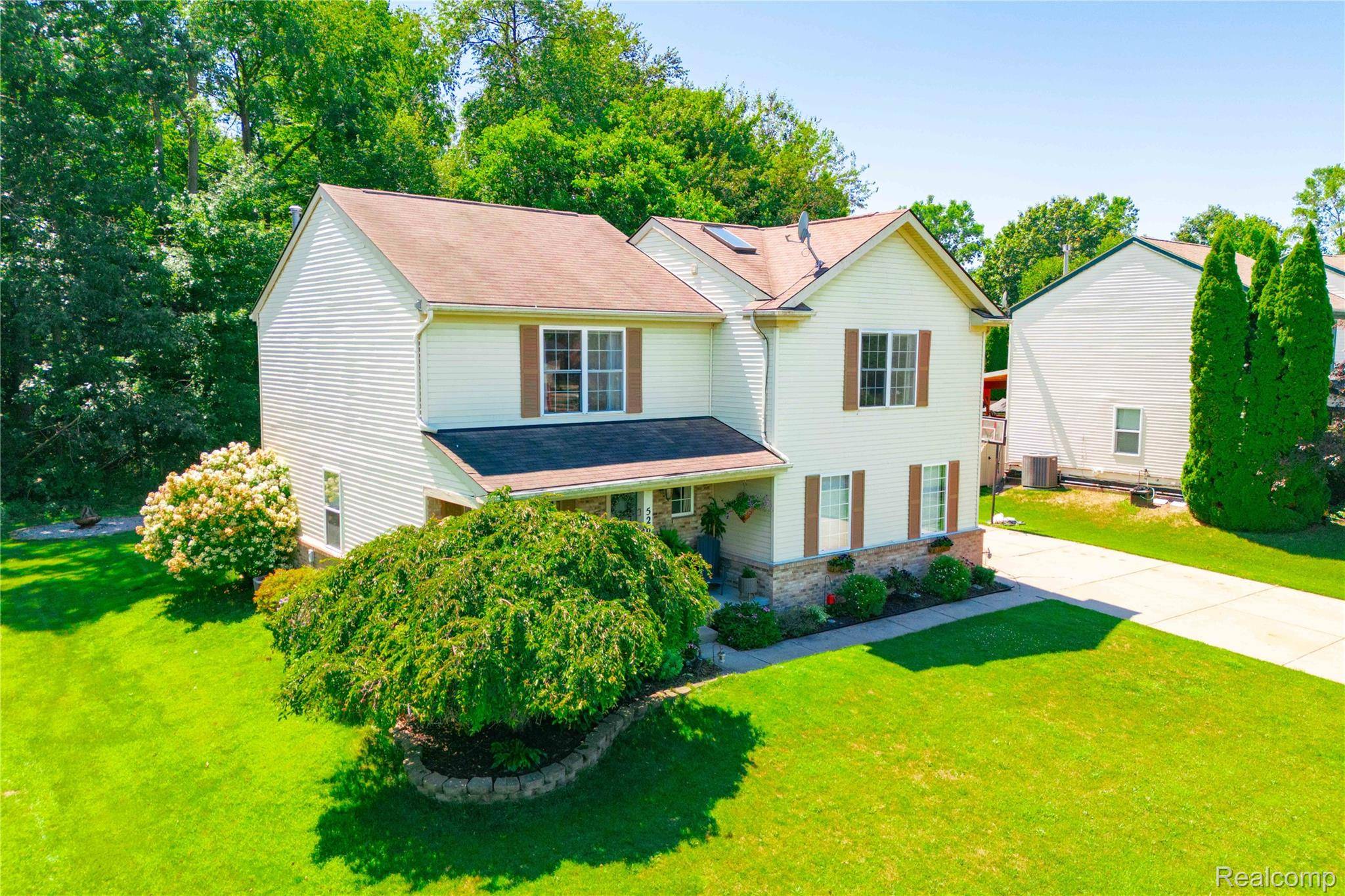 New Baltimore, MI 48047,52657 Huntley AVE