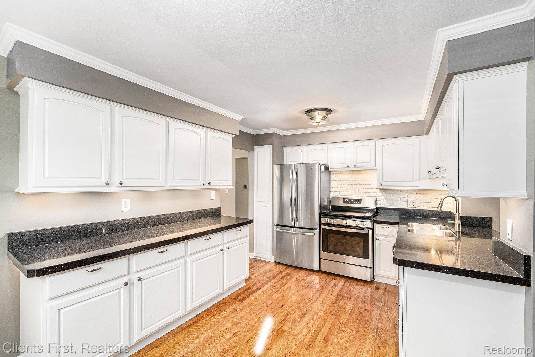 Canton, MI 48187,8451 Orhan ST