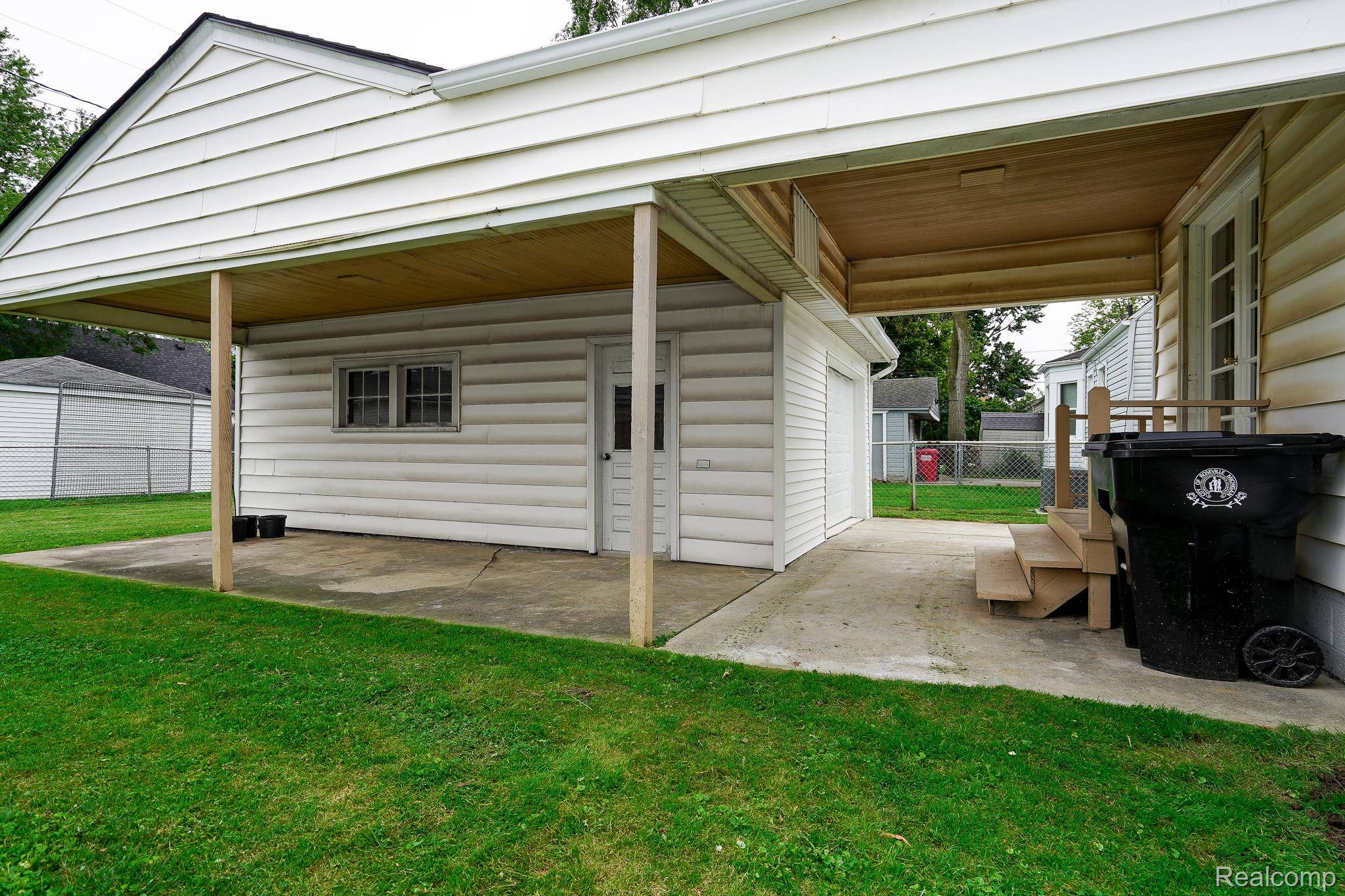 Roseville, MI 48066,28120 Asmus ST