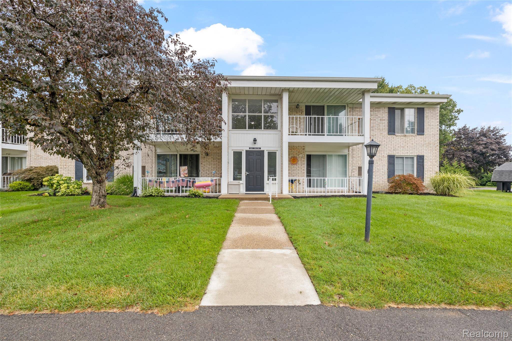 Livonia, MI 48150,35916 Ann Arbor TRL