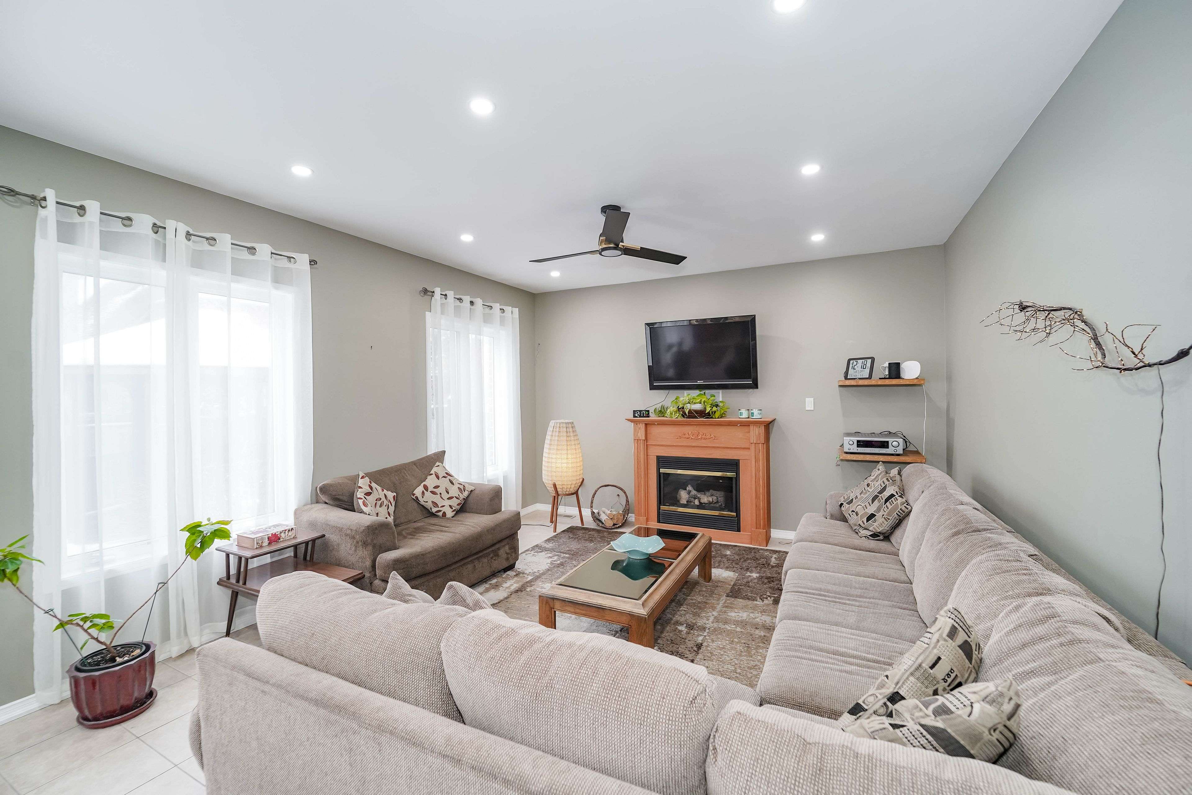 Ajax, ON L1T 4W7,29 O'shea CRES