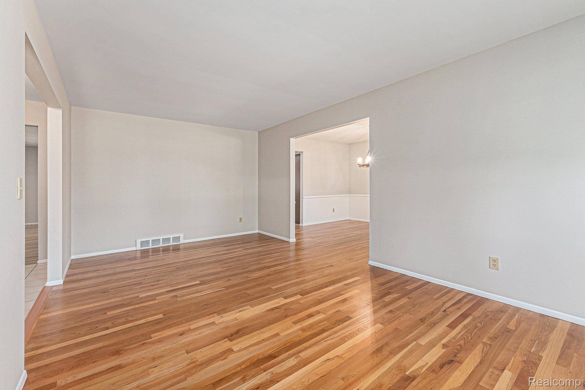 Rochester, MI 48335,36746 Brittany Hill DR