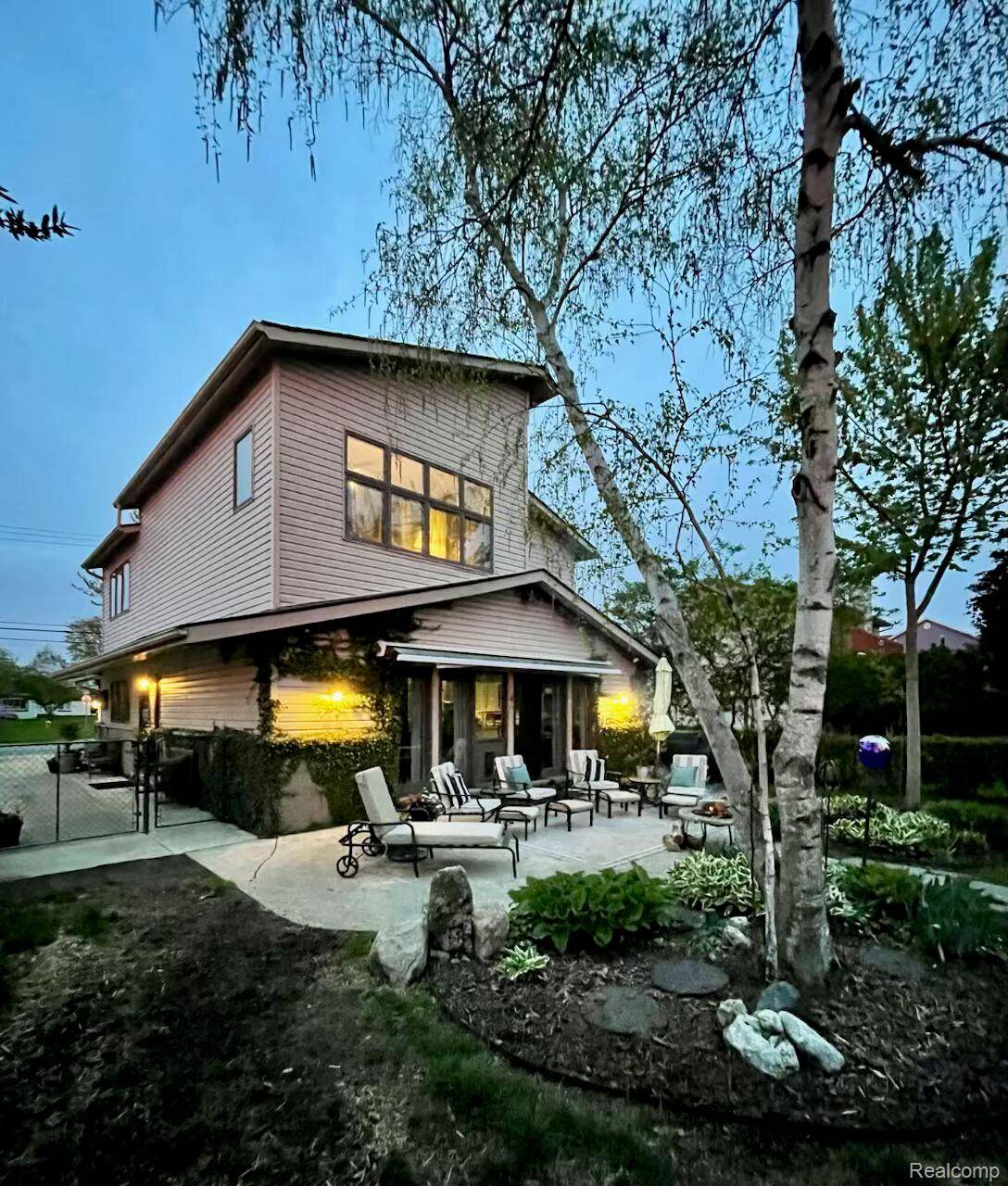 Gibraltar, MI 48173,30500 Bayview DR