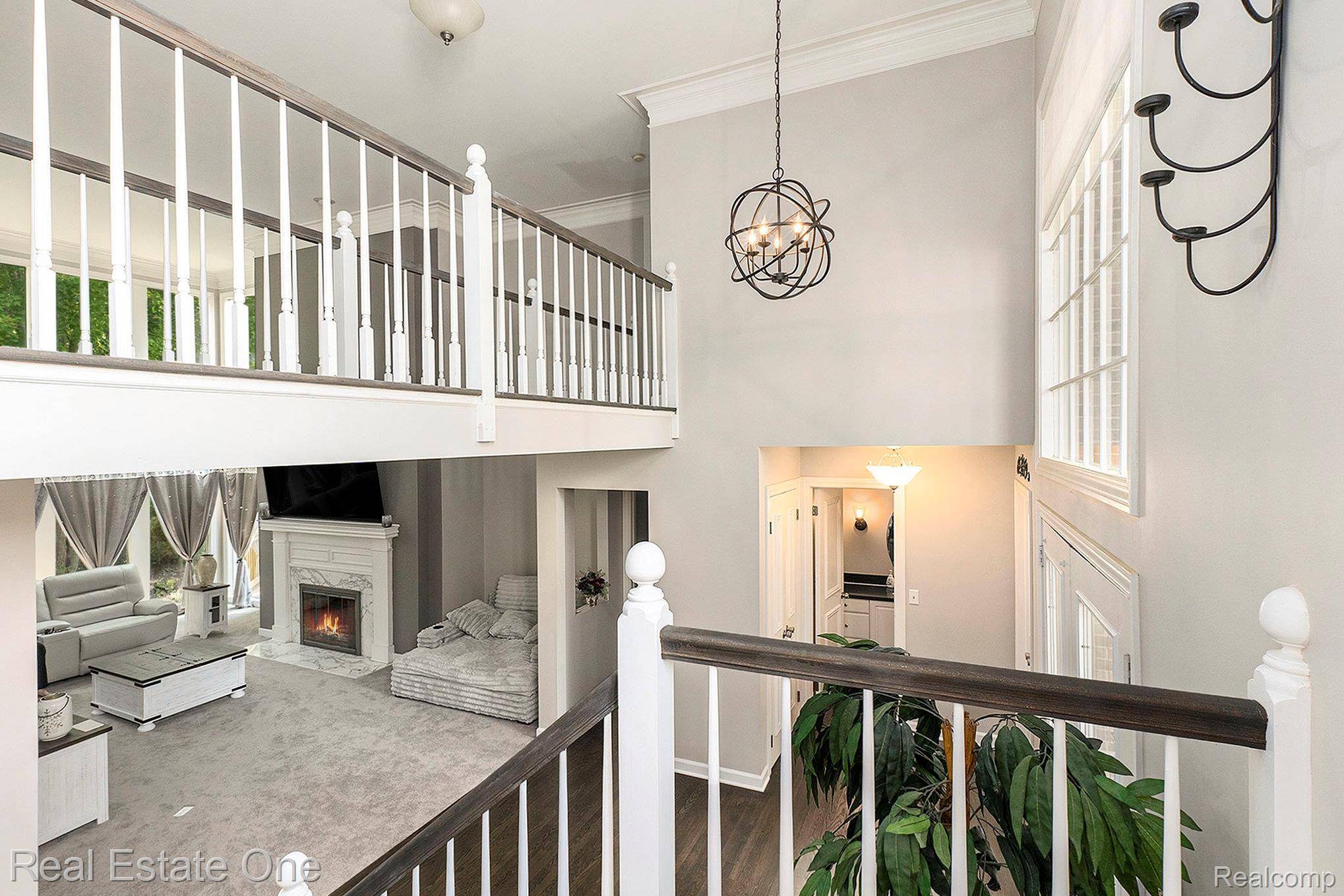 Rochester Hills, MI 48306,6351 Cherry Tree CT