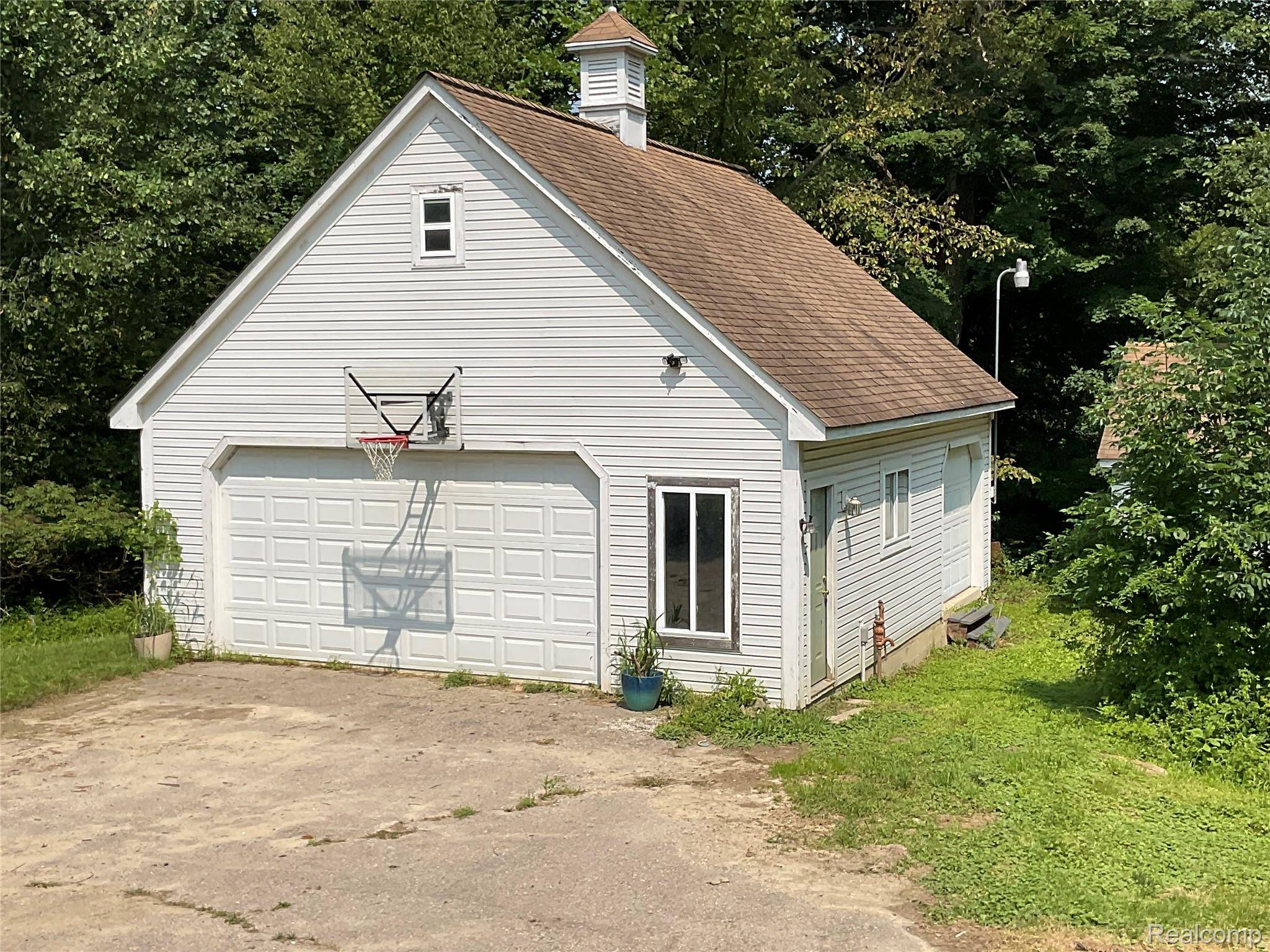 Dryden, MI 48428,3425 Sutton RD