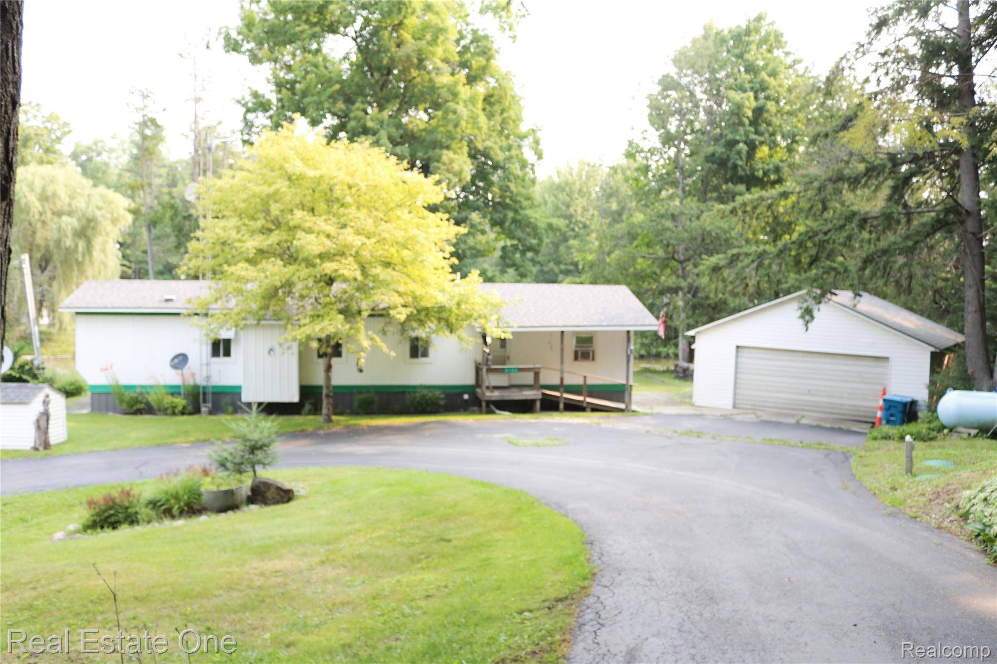 Omer, MI 48749,4122 Pinnacle DR