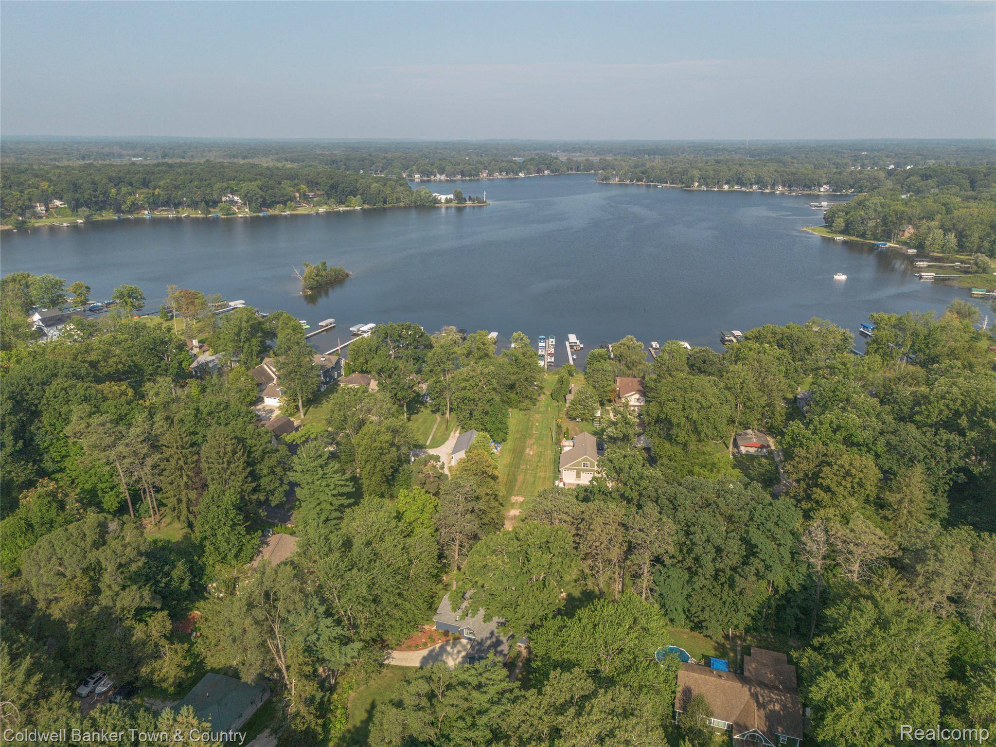 Whitmore Lake, MI 48189,10624 Pine Bluff AVE