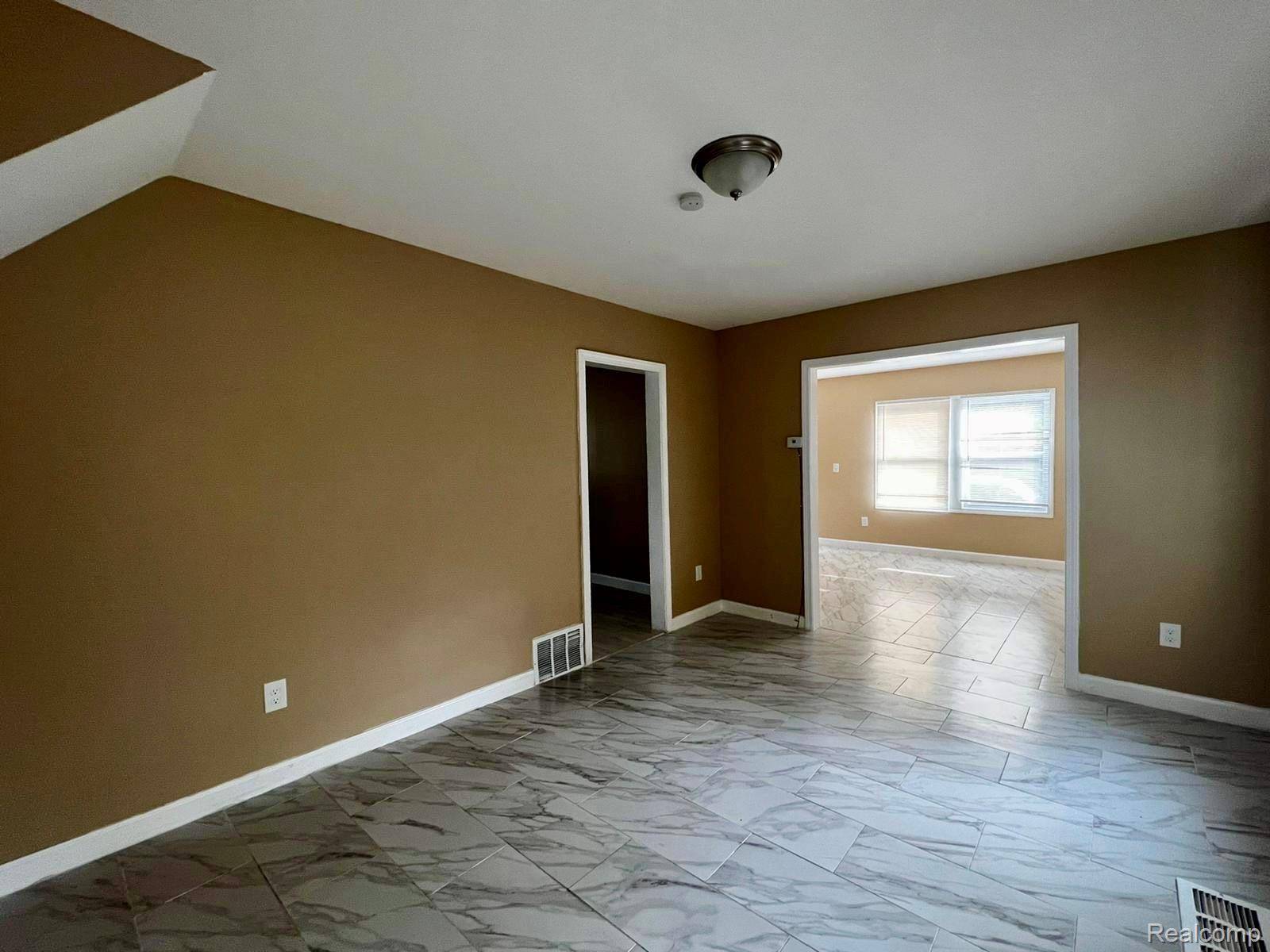 Detroit, MI 48224,5065 Neff AVE