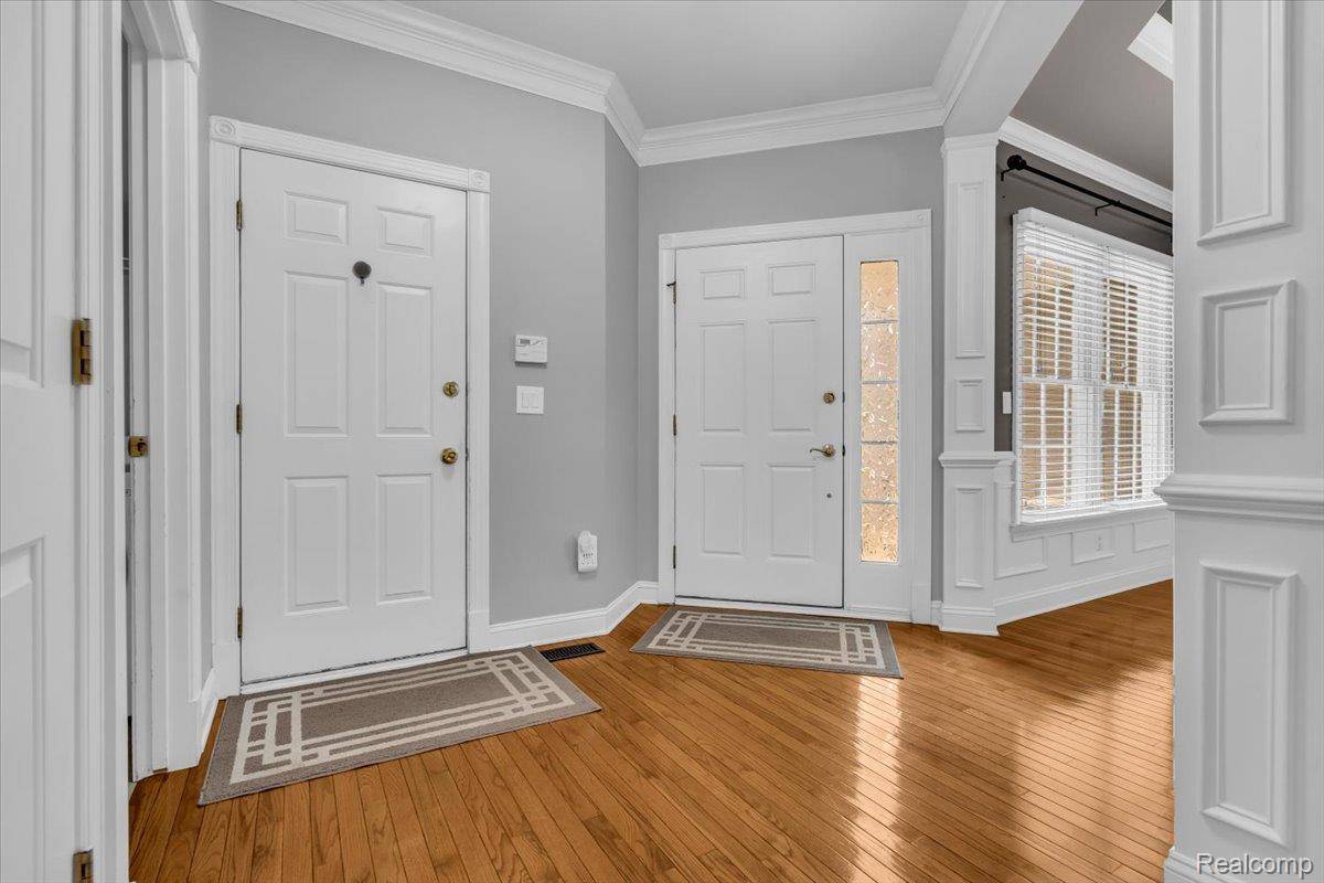 Novi, MI 48374,26414 Fieldstone DR