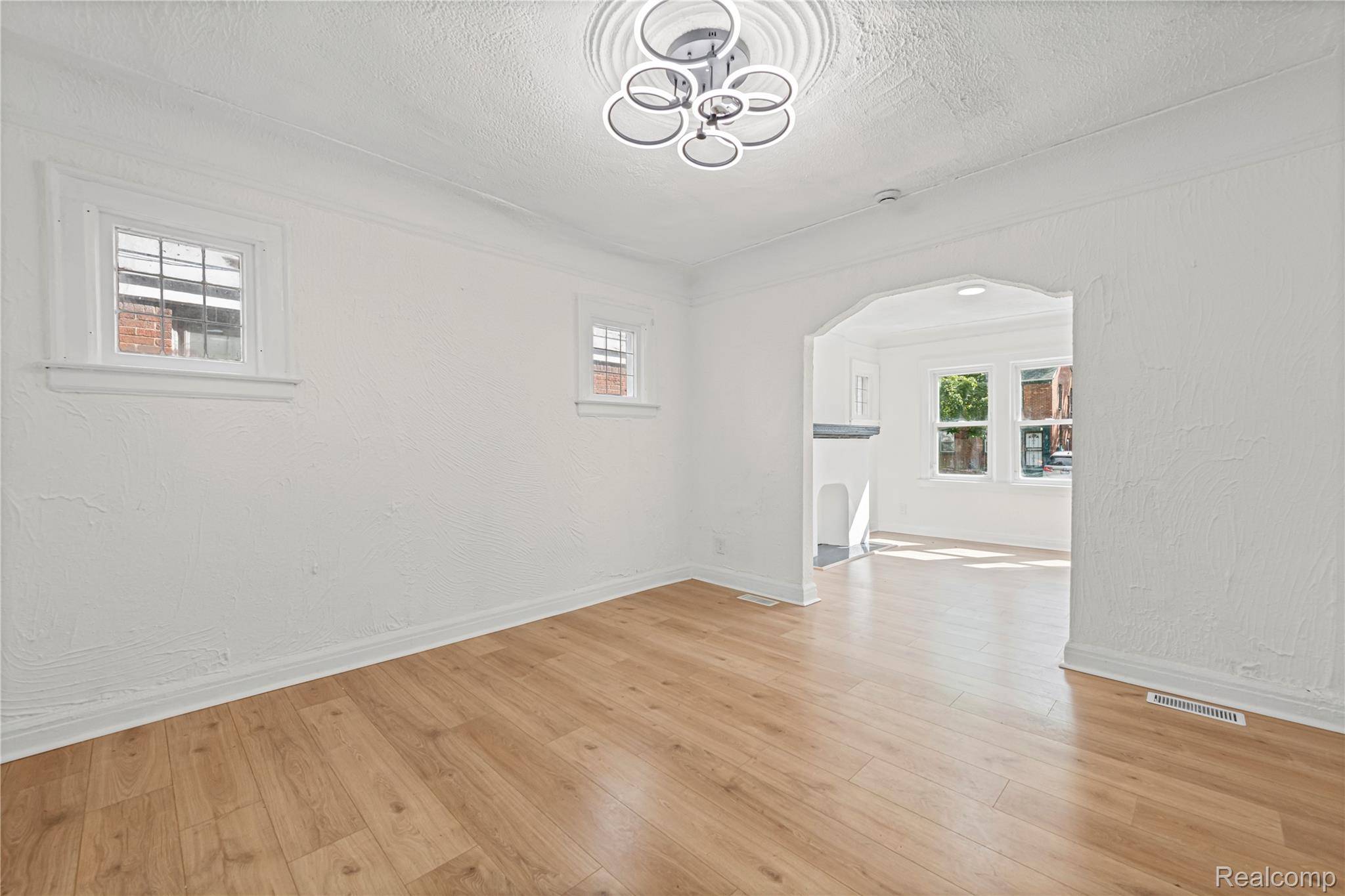 Detroit, MI 48235,16199 Stansbury ST