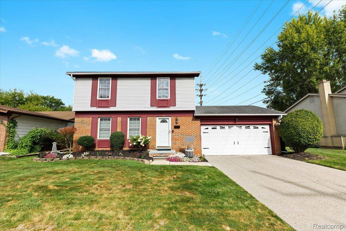 Westland, MI 48186,161 Surrey HTS