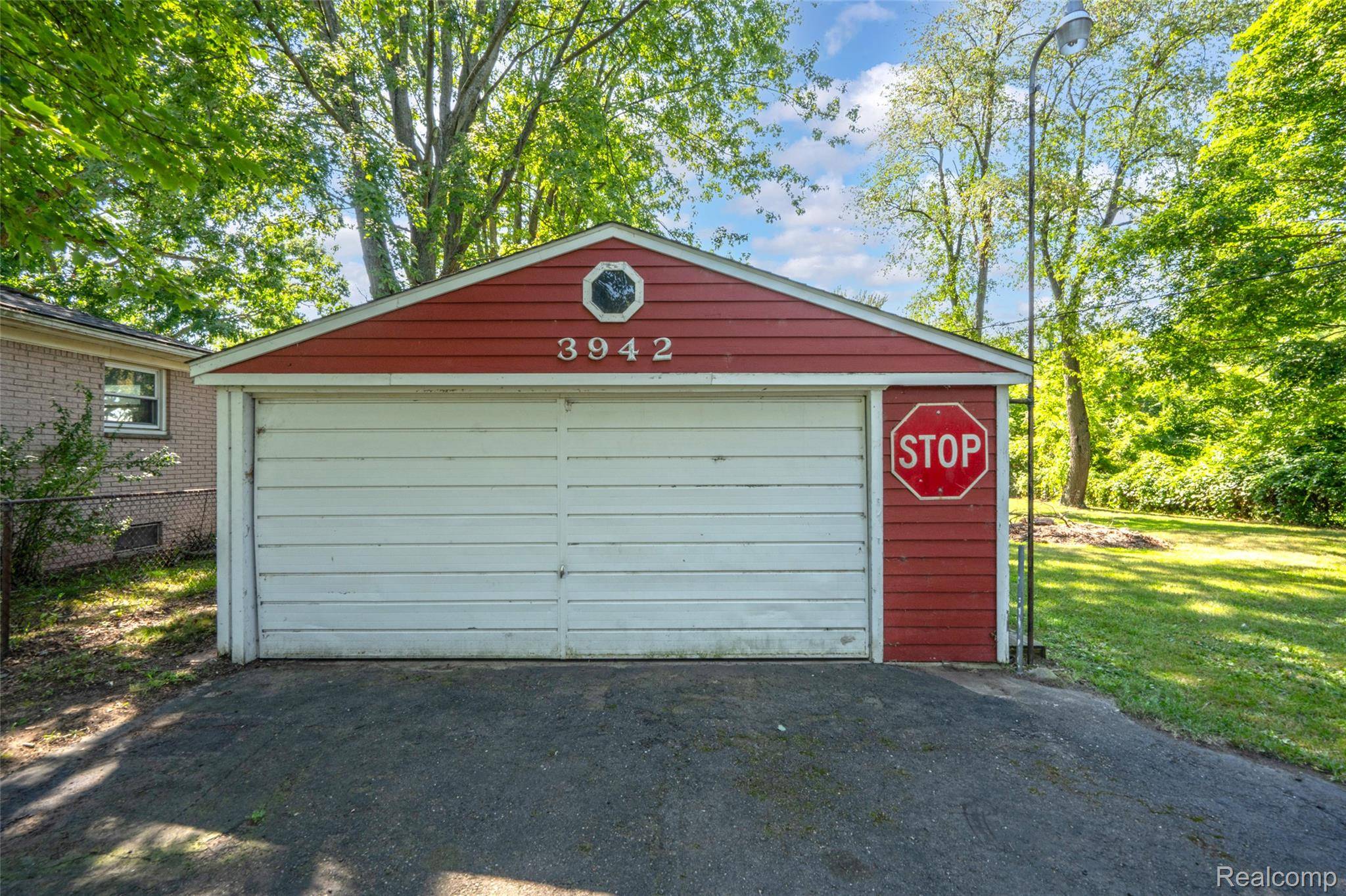 Lake Orion, MI 48359,3942 Joslyn RD