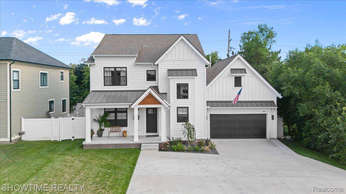 Rochester Hills, MI 48306,291 W Tienken RD