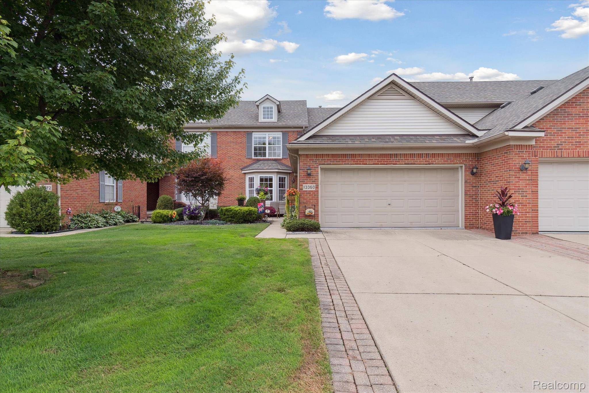 Southgate, MI 48195,13360 Shire LN #23