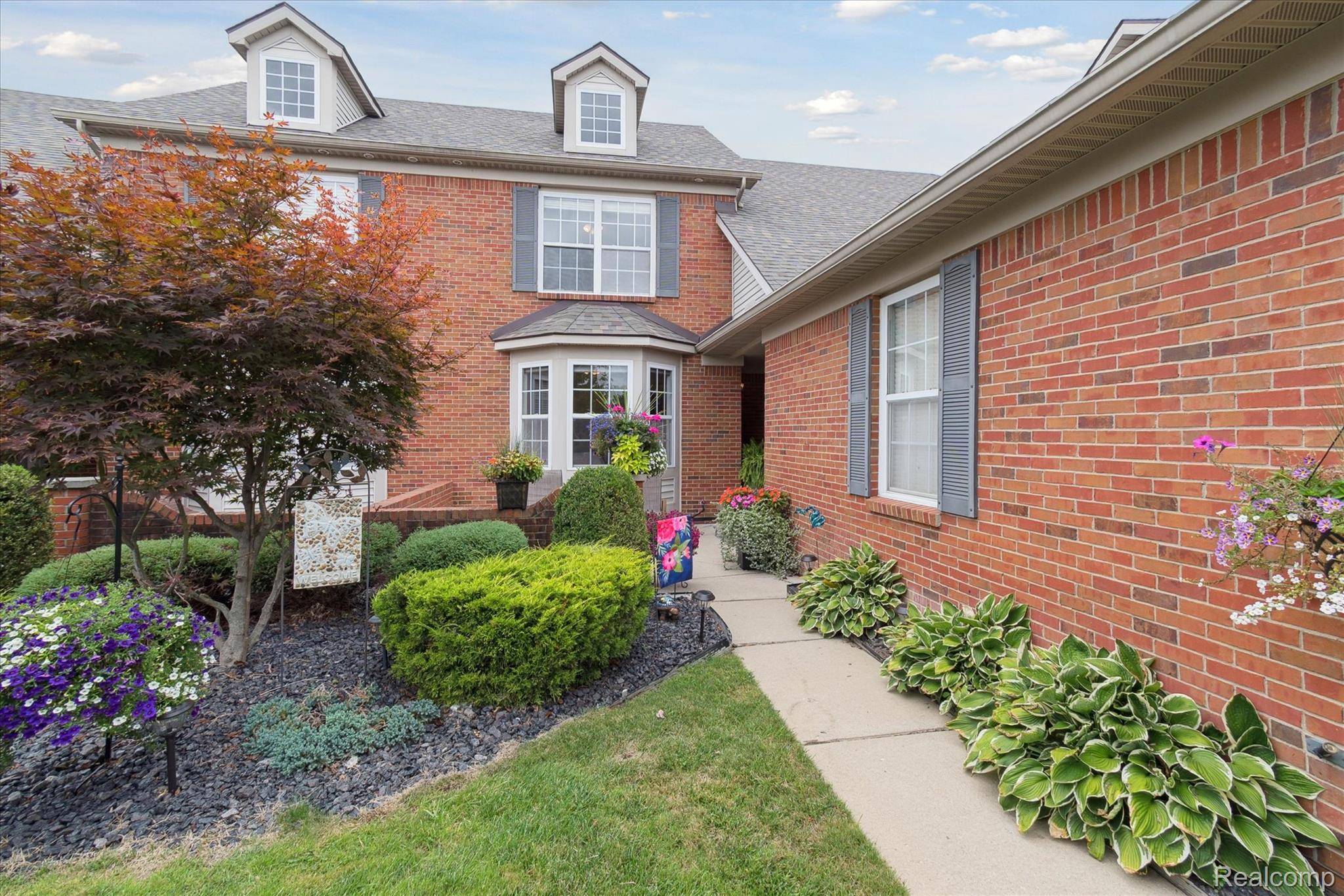 Southgate, MI 48195,13360 Shire LN #23