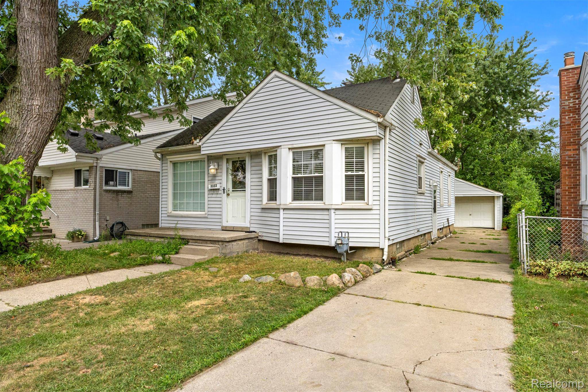 Dearborn, MI 48124,3333 Dudley ST