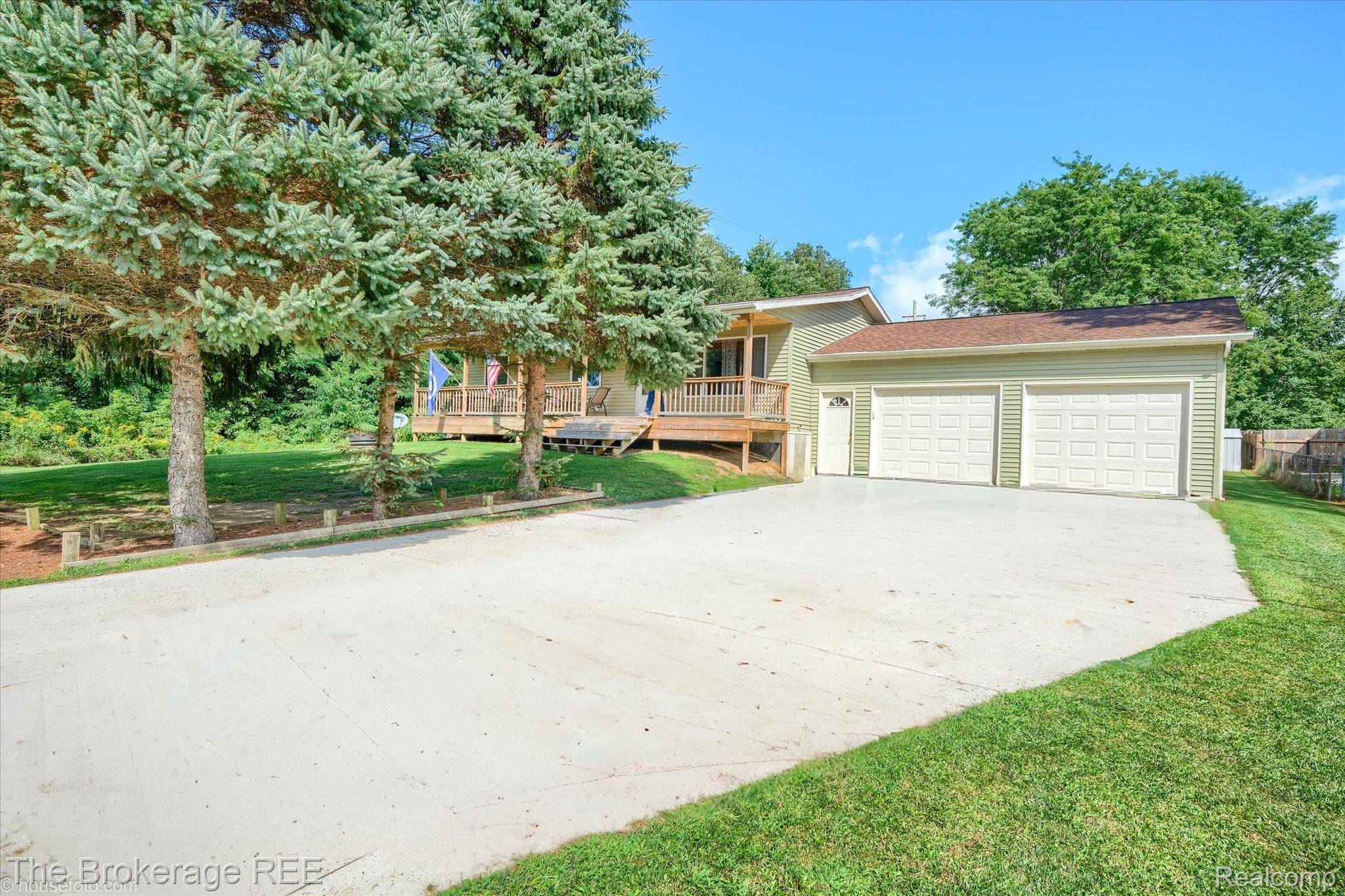 Otisville, MI 48463,7480 Vassar RD