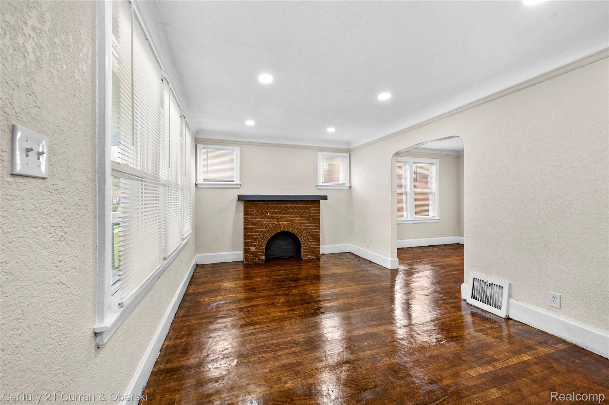 Detroit, MI 48238,15374 Birwood ST