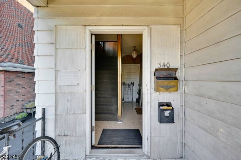 New Brunswick City, NJ 08901,340 Livingston Ave