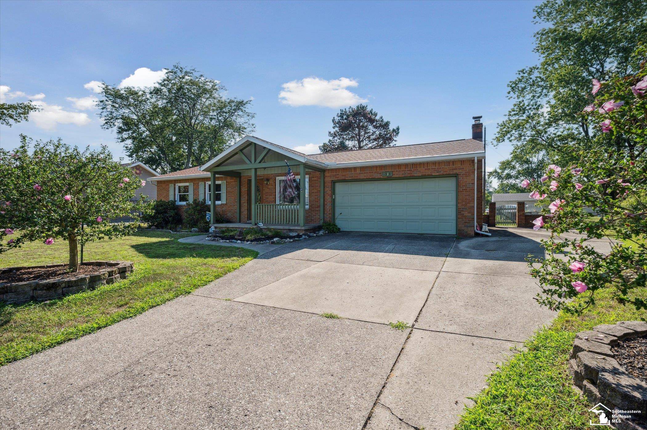 Lambertville, MI 48144,7515 Westchester DR