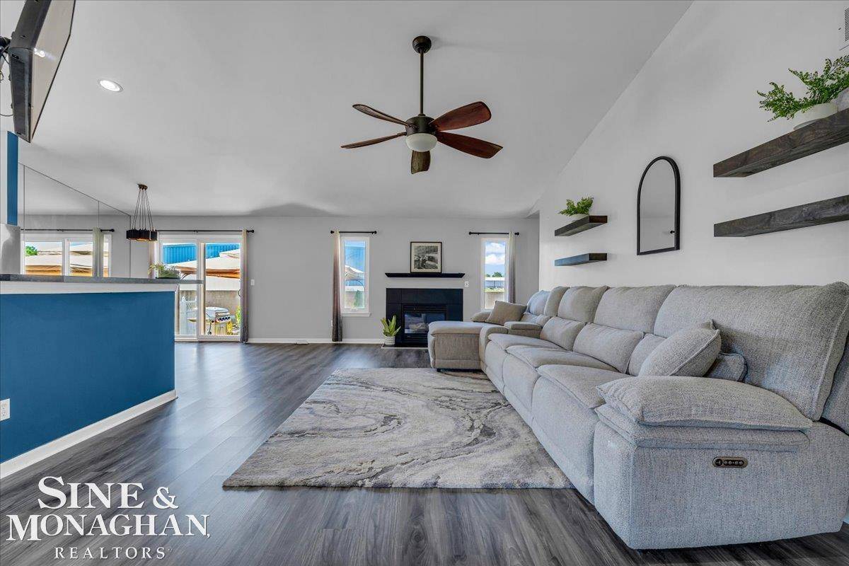 New Baltimore, MI 48047,52063 Huntley AVE