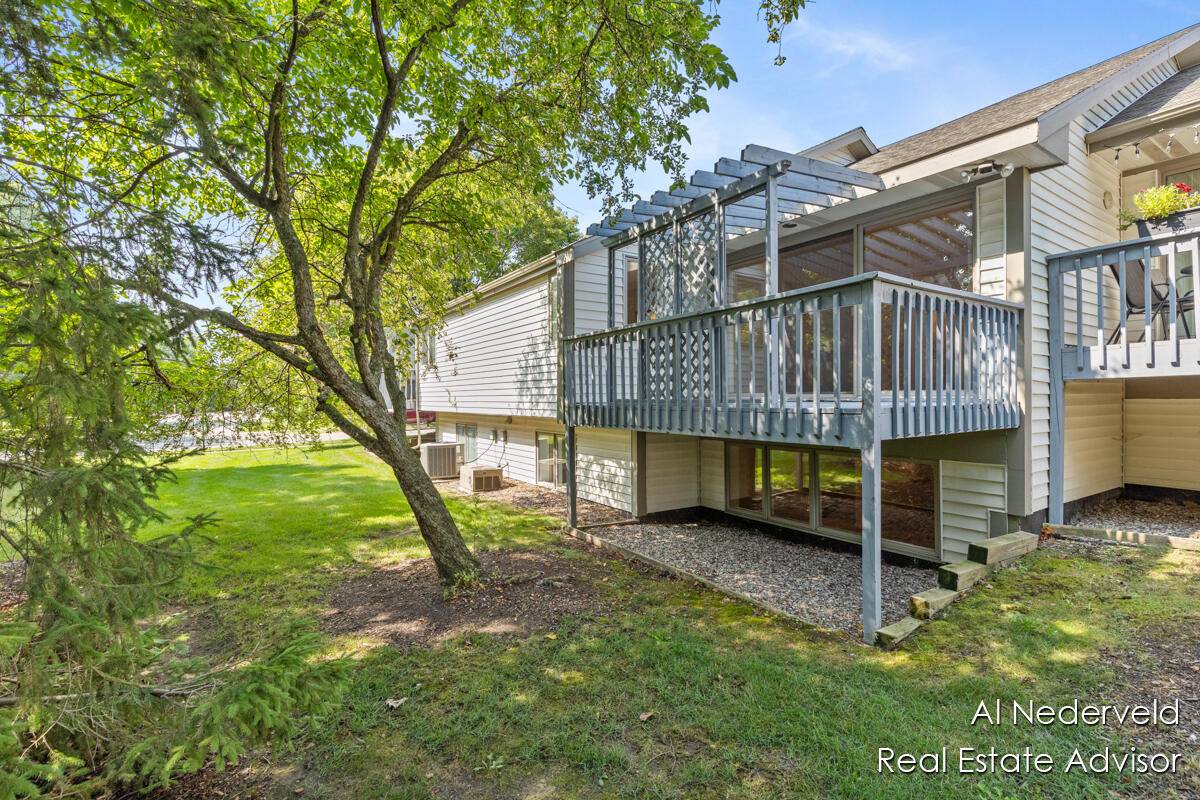 Grand Rapids, MI 49546,2702 Mulford DR SE