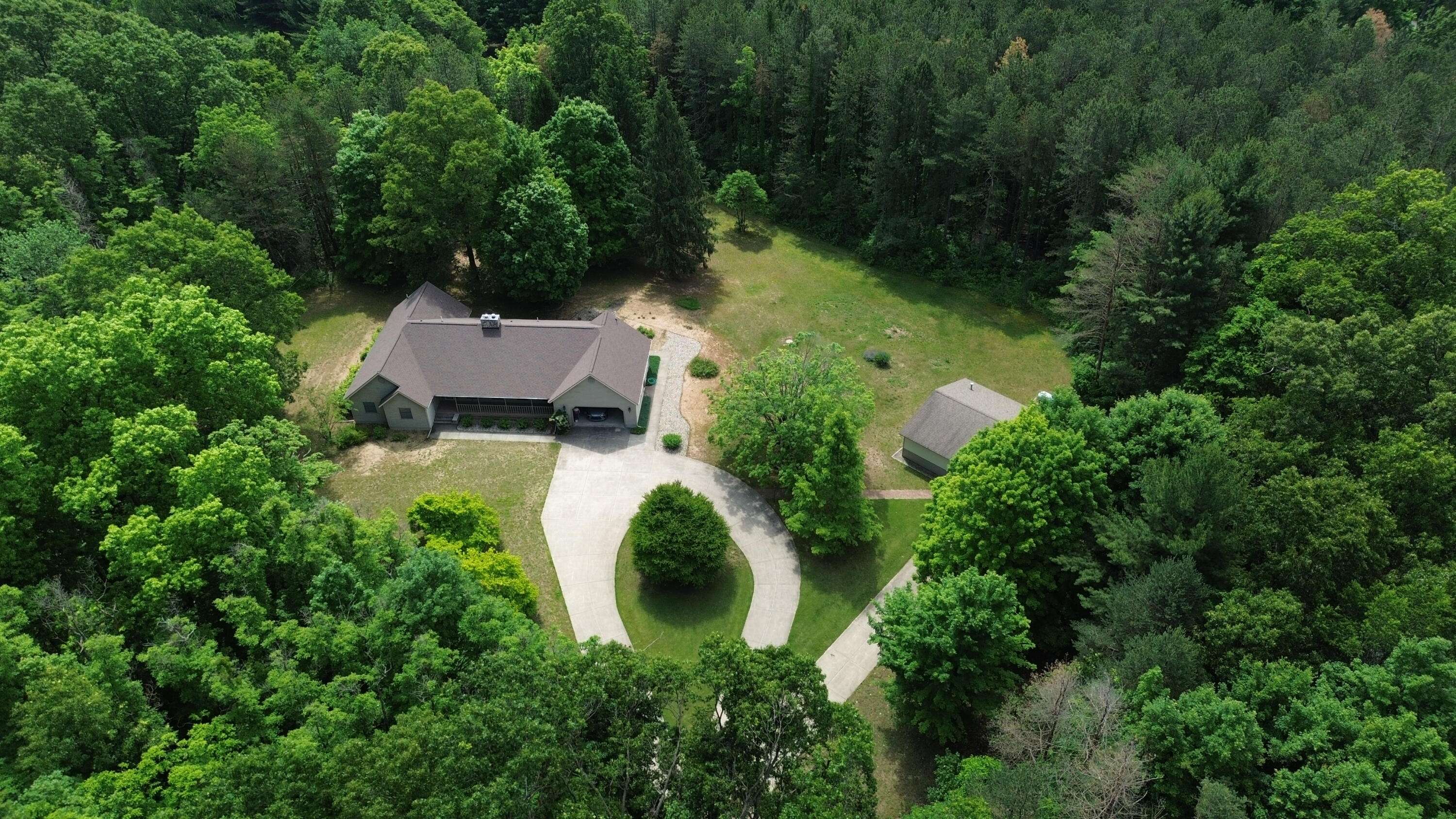 Lawton, MI 49065,65563 32nd ST