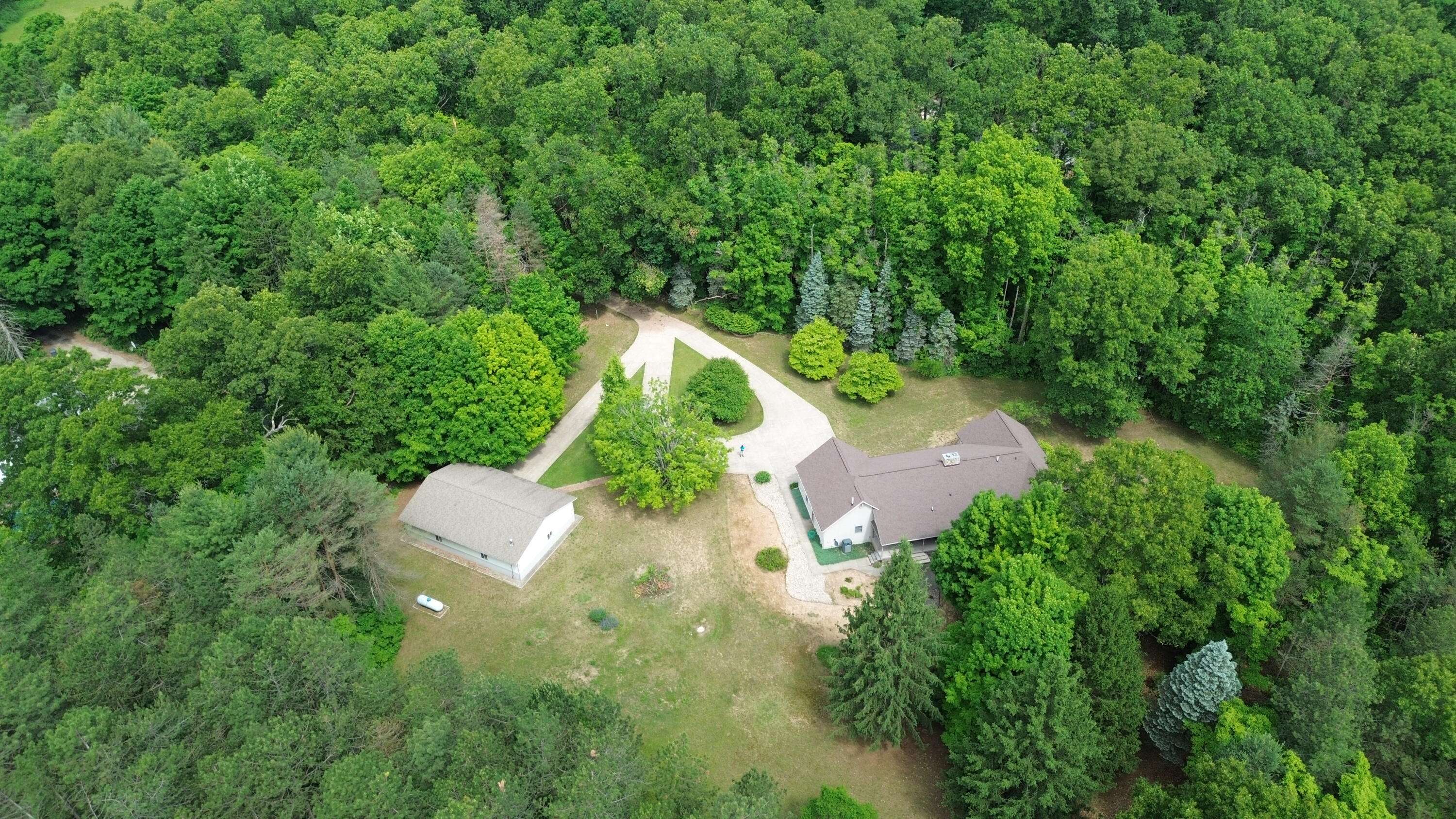 Lawton, MI 49065,65563 32nd ST