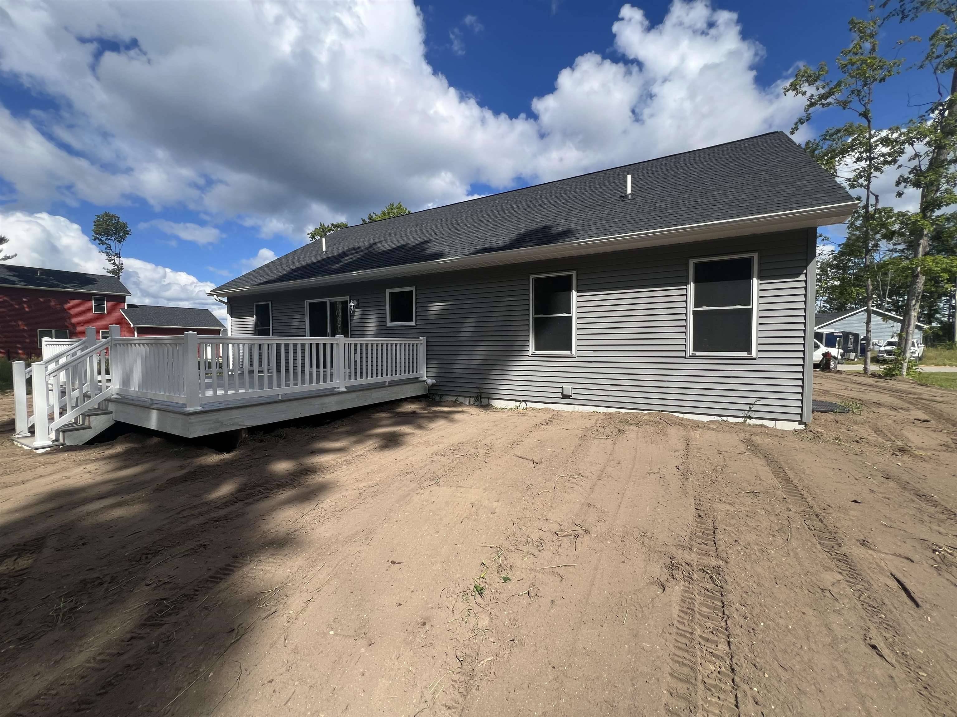 Grawn, MI 49637,5669 Chokeberry LN