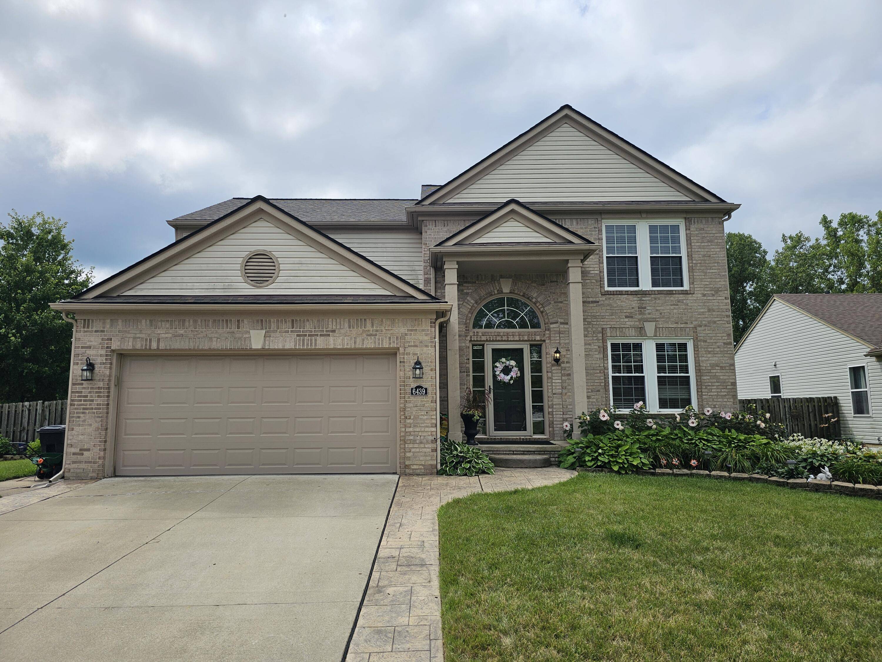 Ypsilanti, MI 48197,6439 Oakbrook DR