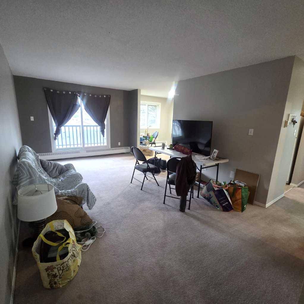 Edson, AB T7E 1R5,5611 9 Avenue #316B