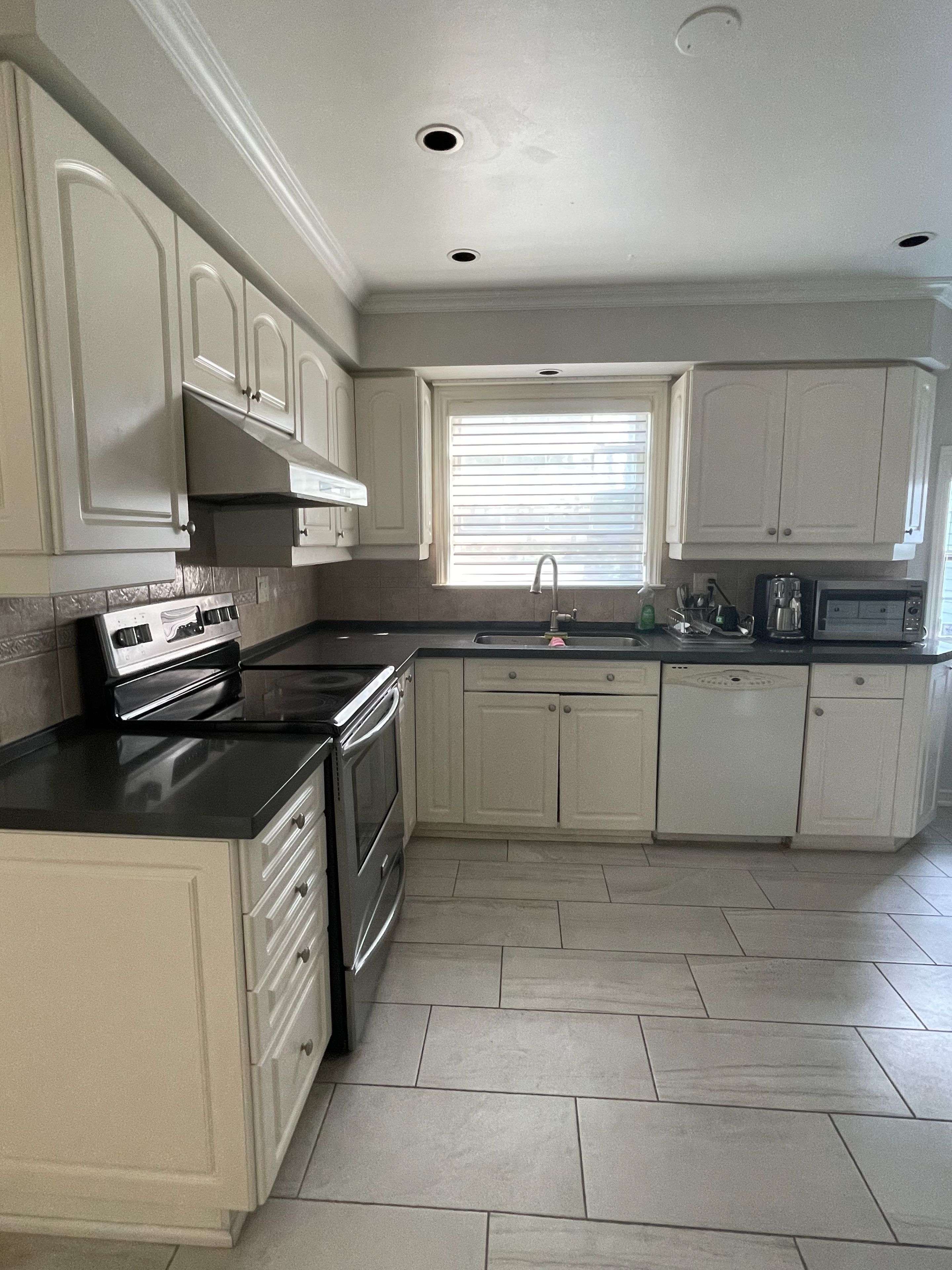 Markham, ON L3T 3B5,33 Apple Orchard PATH