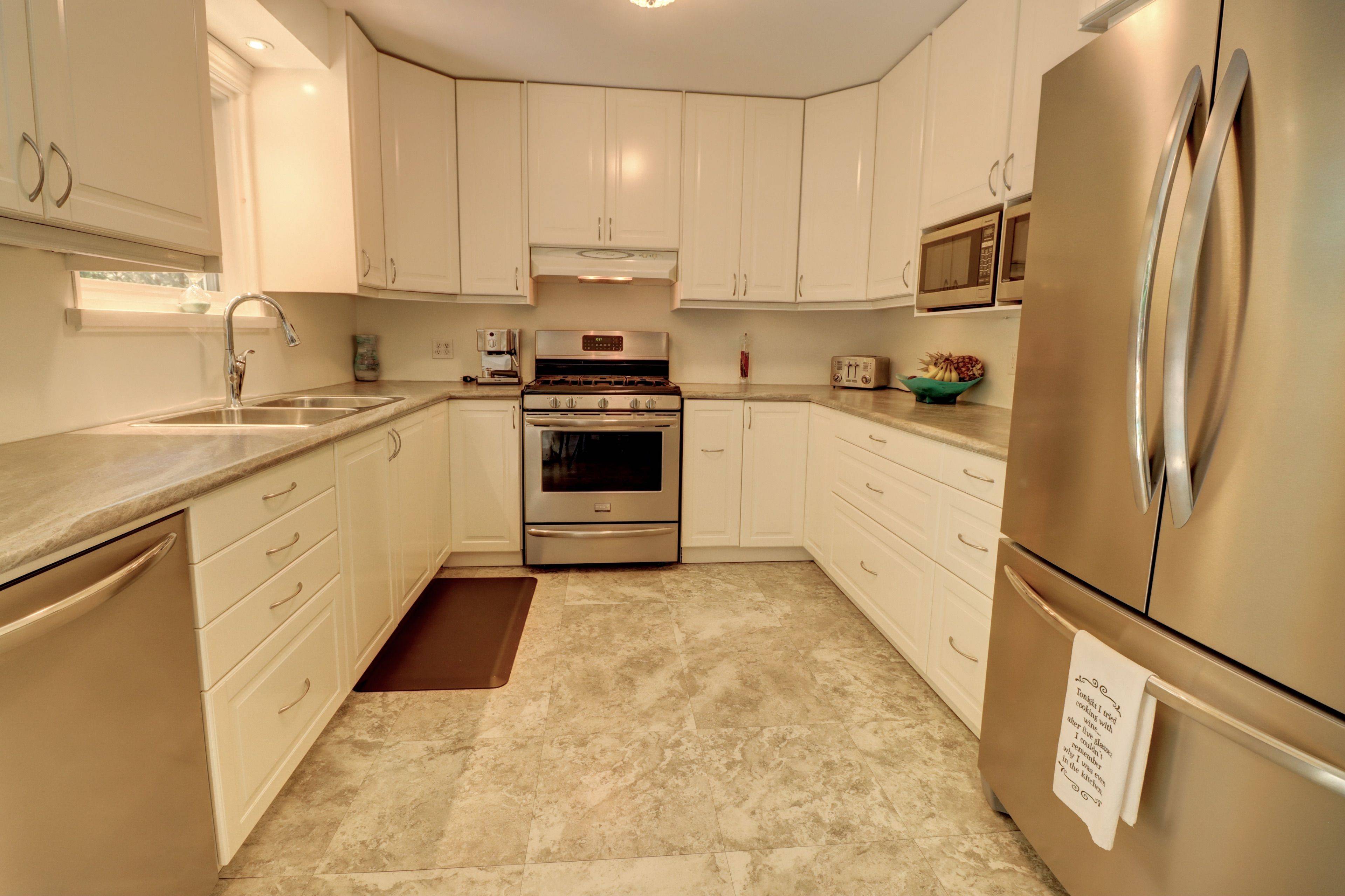 Huntsville, ON P1H 1V4,63 Florence ST W