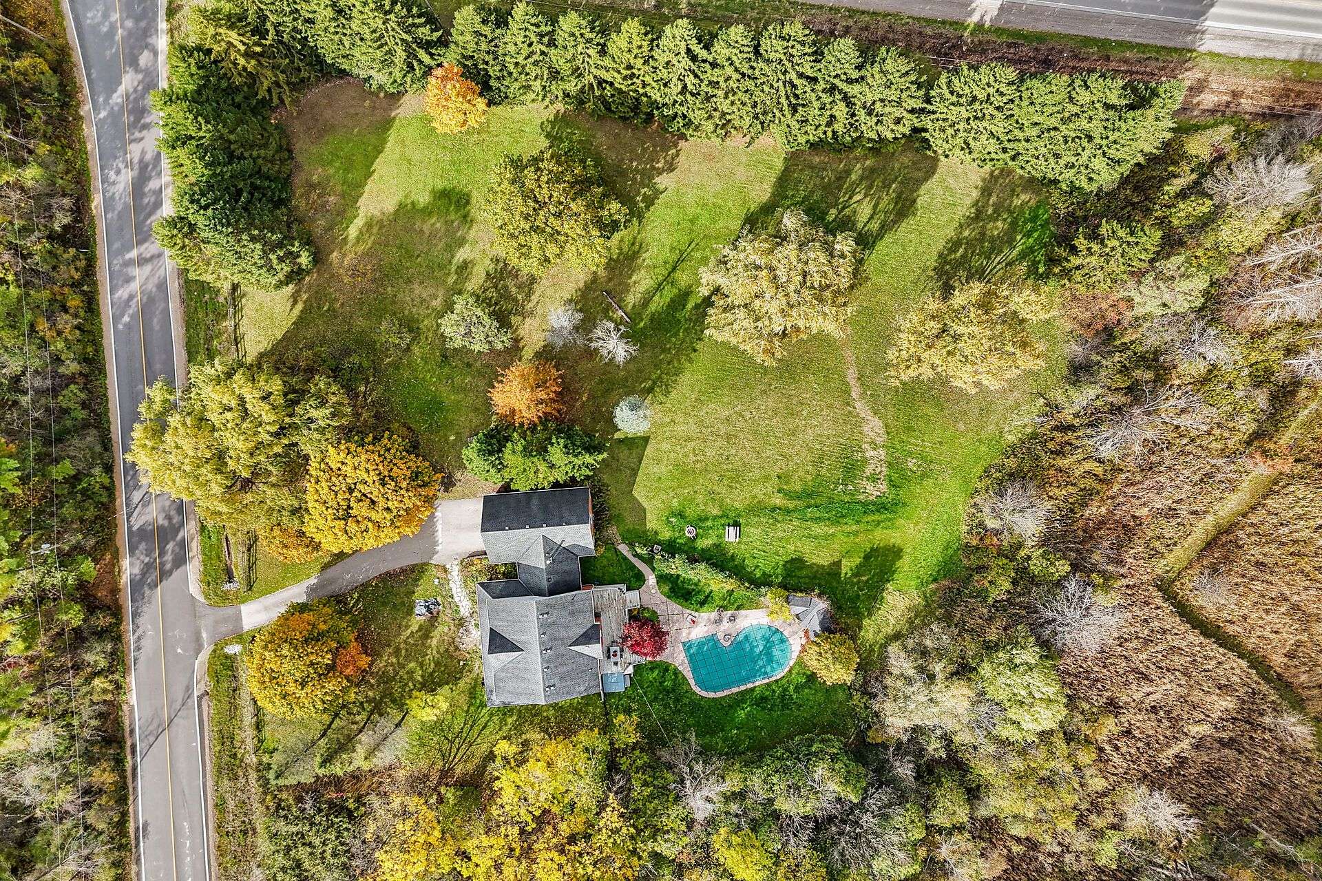 London South, ON N6K 4M6,1738 Woodhull RD