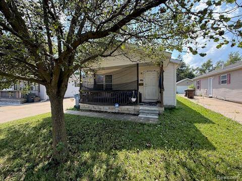 Wayne, MI 48184,4052 Howe RD