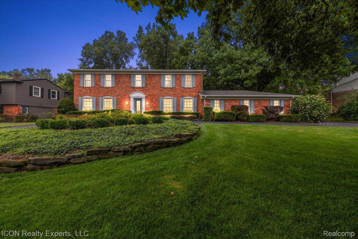 Rochester Hills, MI 48306,746 Birch Tree LN