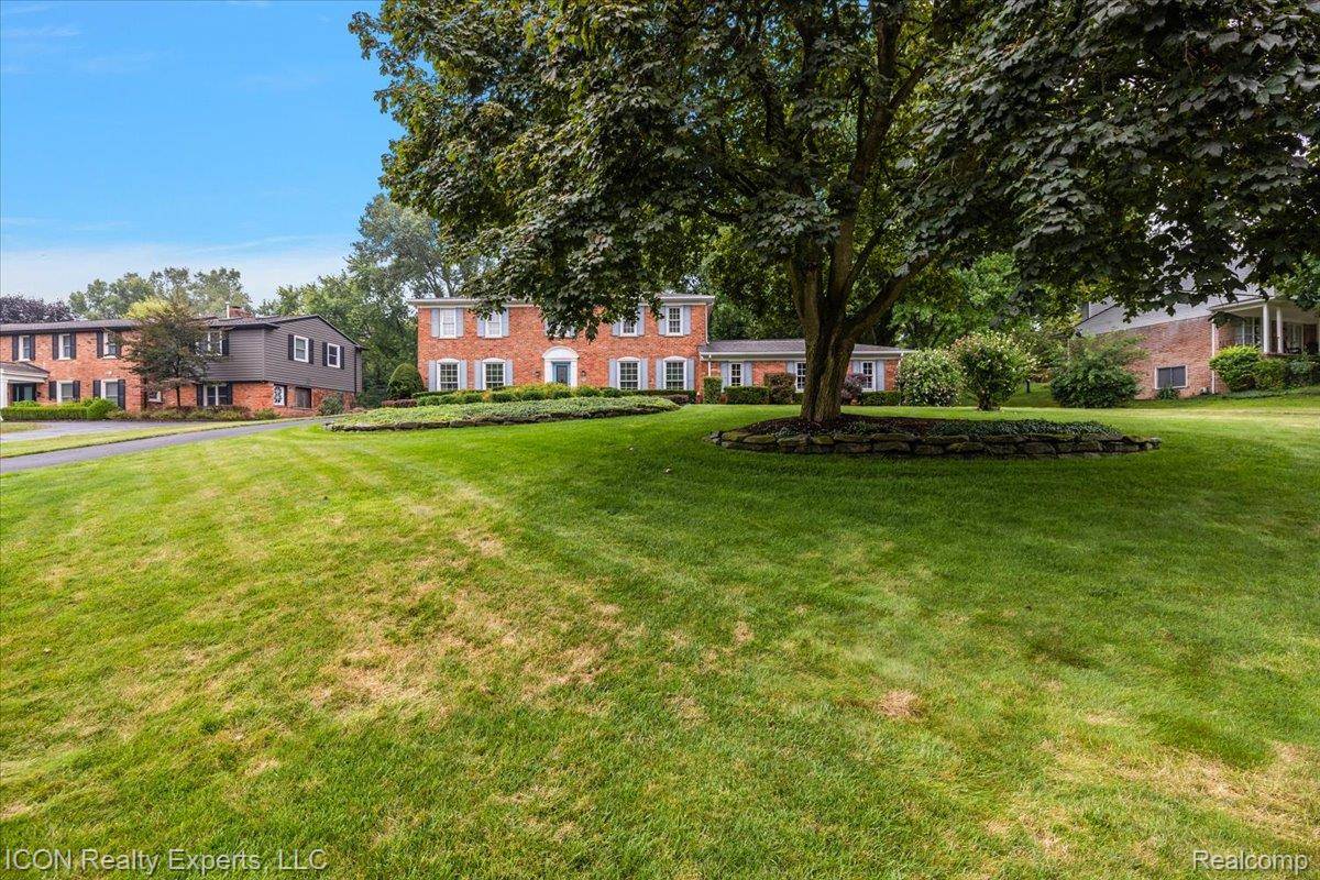 Rochester Hills, MI 48306,746 Birch Tree LN