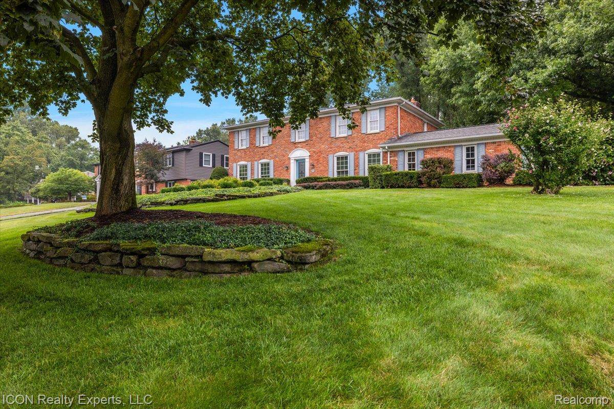 Rochester Hills, MI 48306,746 Birch Tree LN