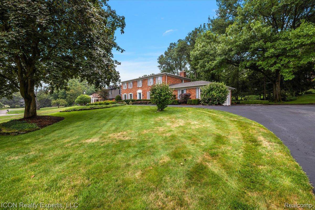 Rochester Hills, MI 48306,746 Birch Tree LN