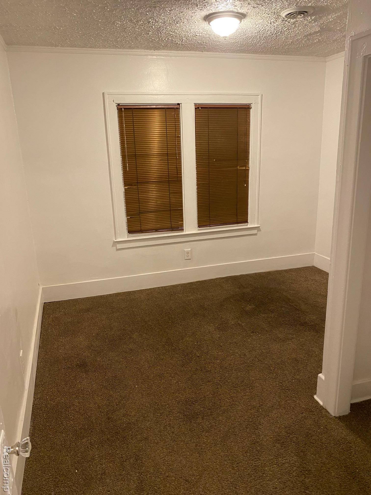 Detroit, MI 48204,12303 Cloverlawn ST