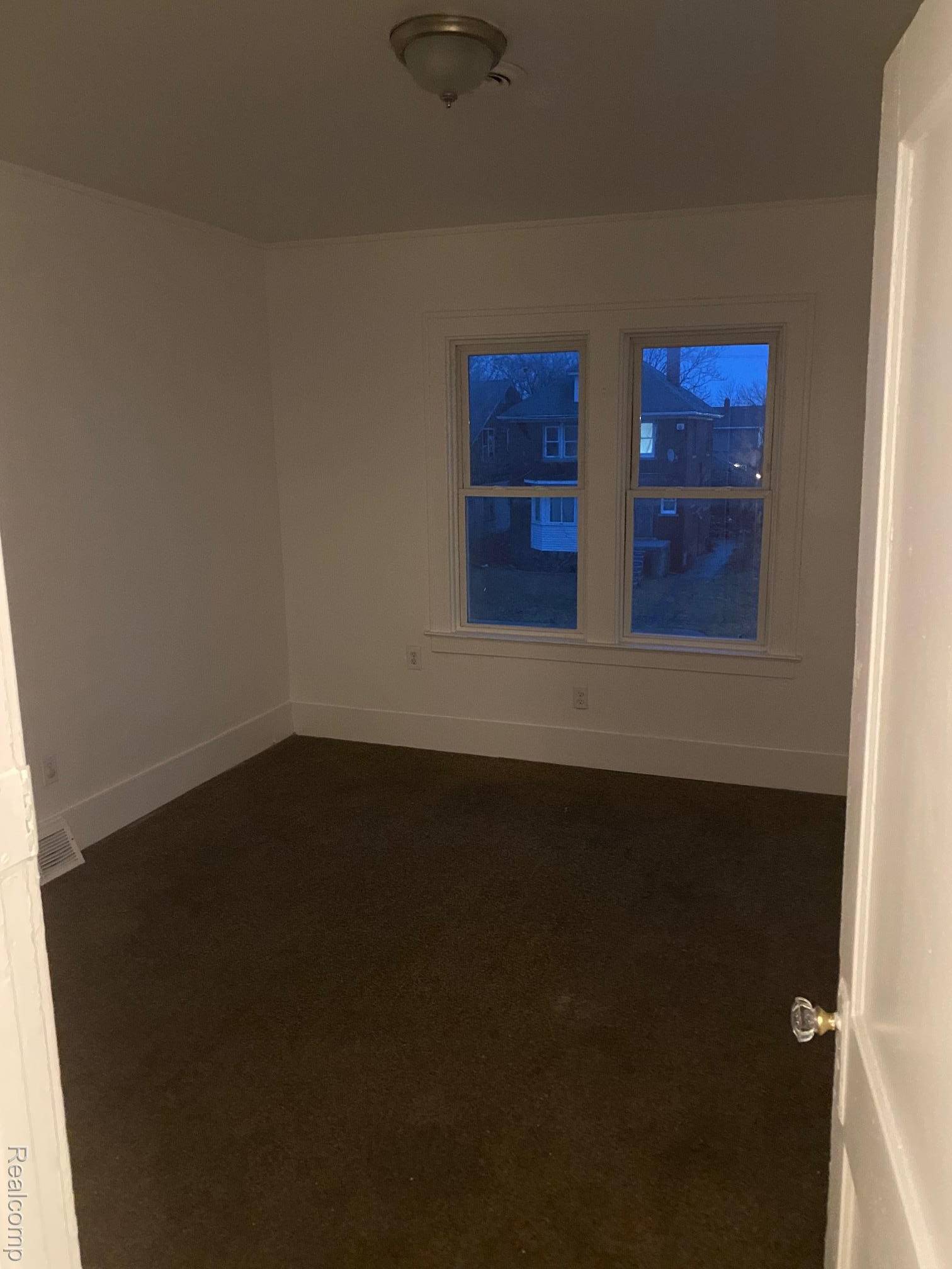 Detroit, MI 48204,12303 Cloverlawn ST