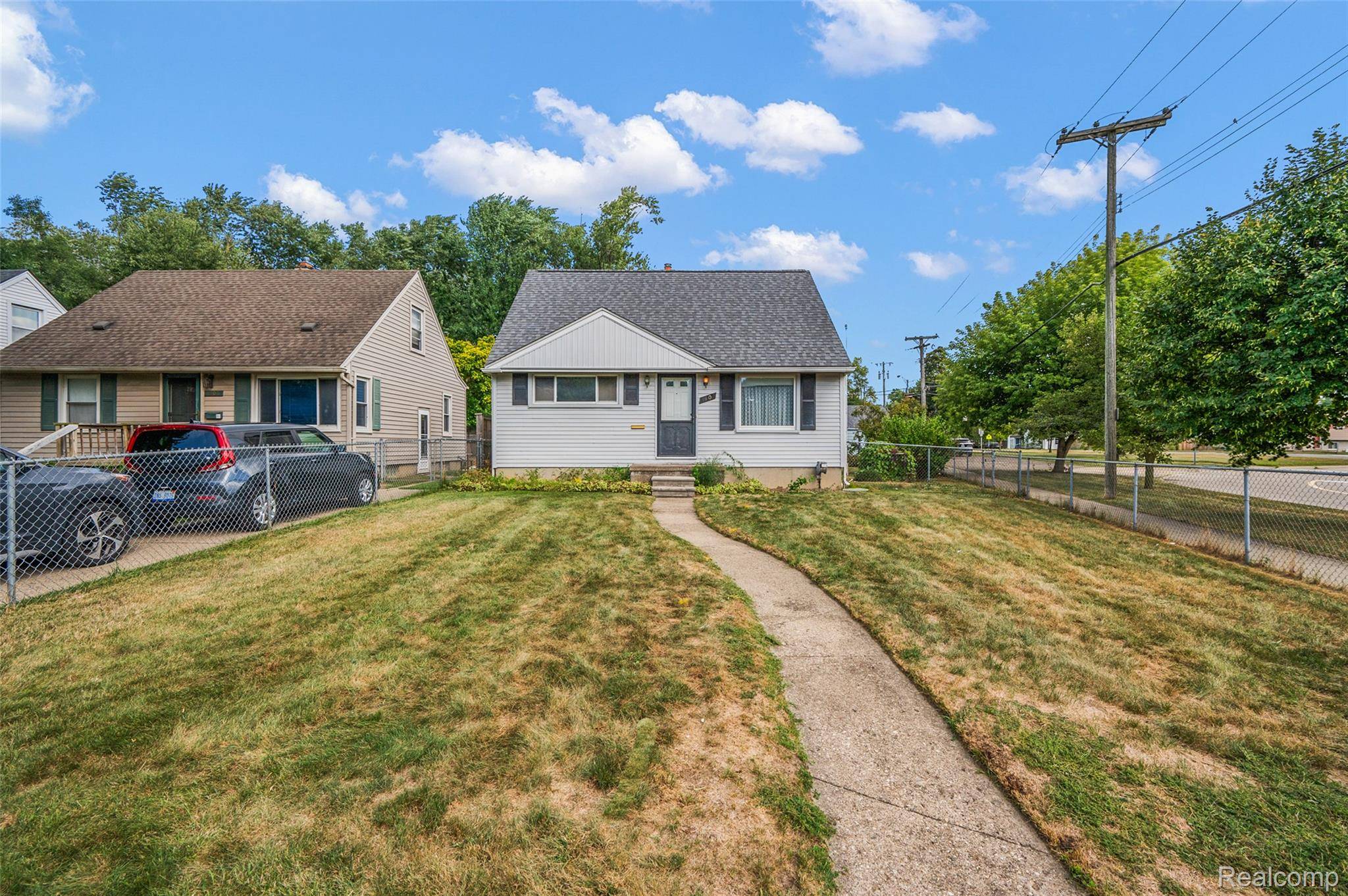 Royal Oak, MI 48073,3402 Woodland AVE