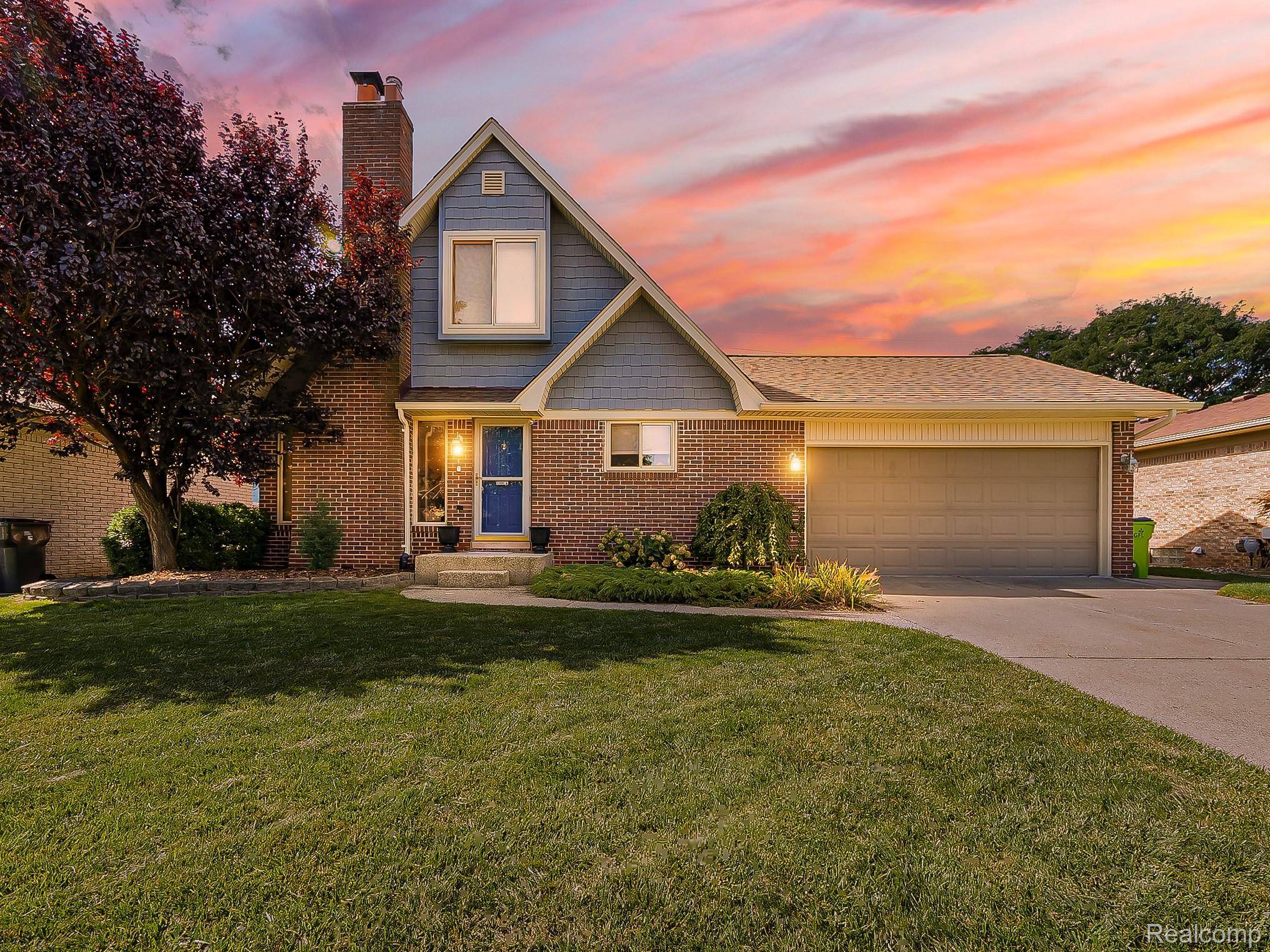 Clinton Township, MI 48038,19892 Towner DR