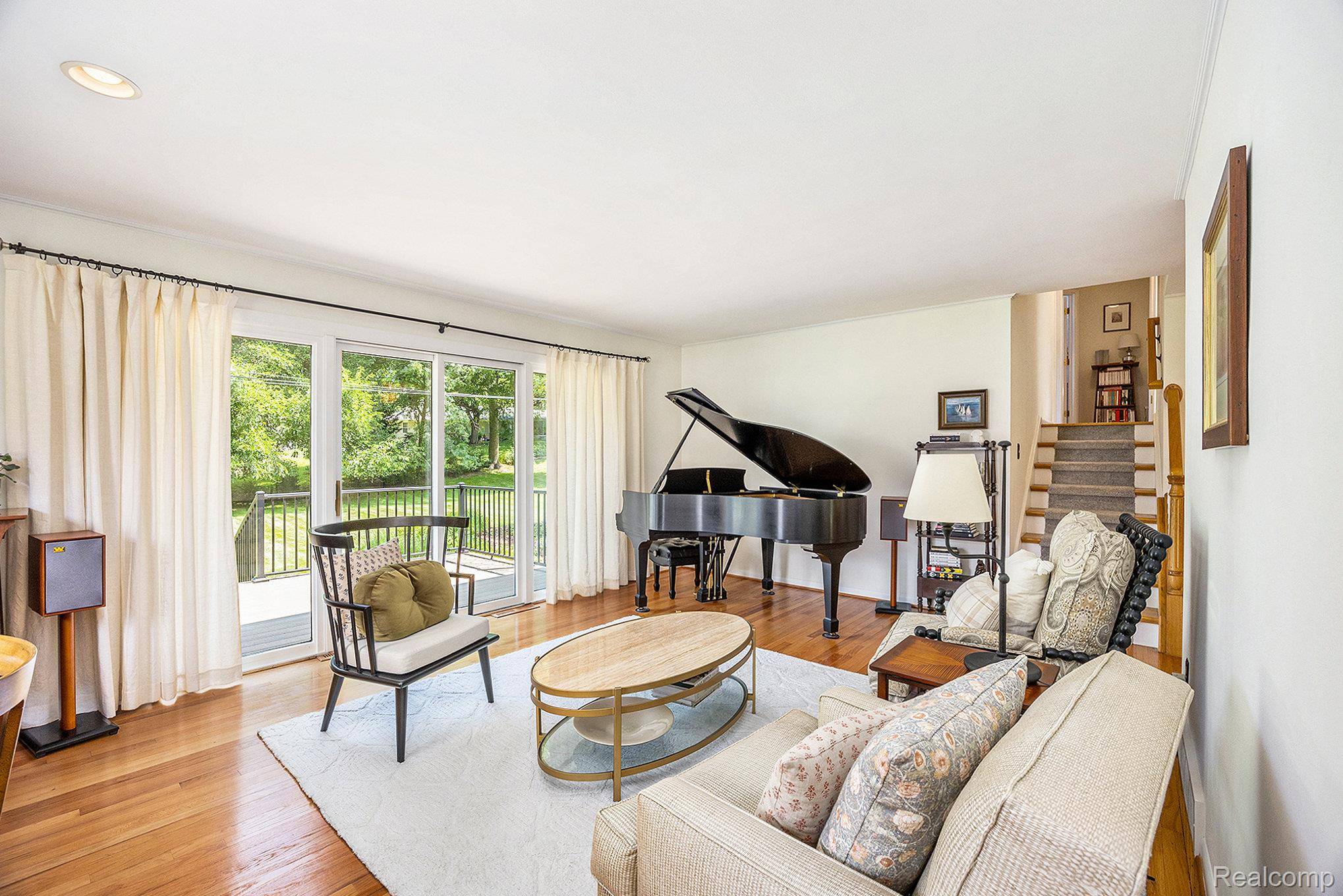 Rochester Hills, MI 48309,107 Orchardale DR