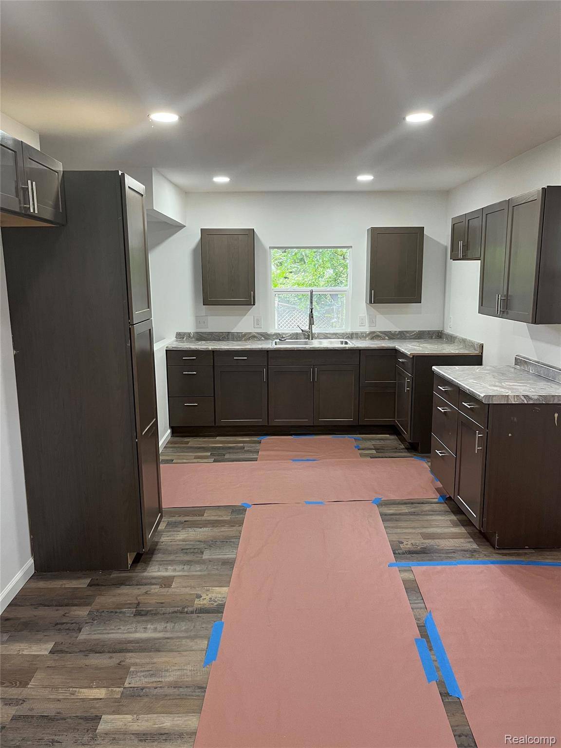 Detroit, MI 48235,19338 Fenmore ST